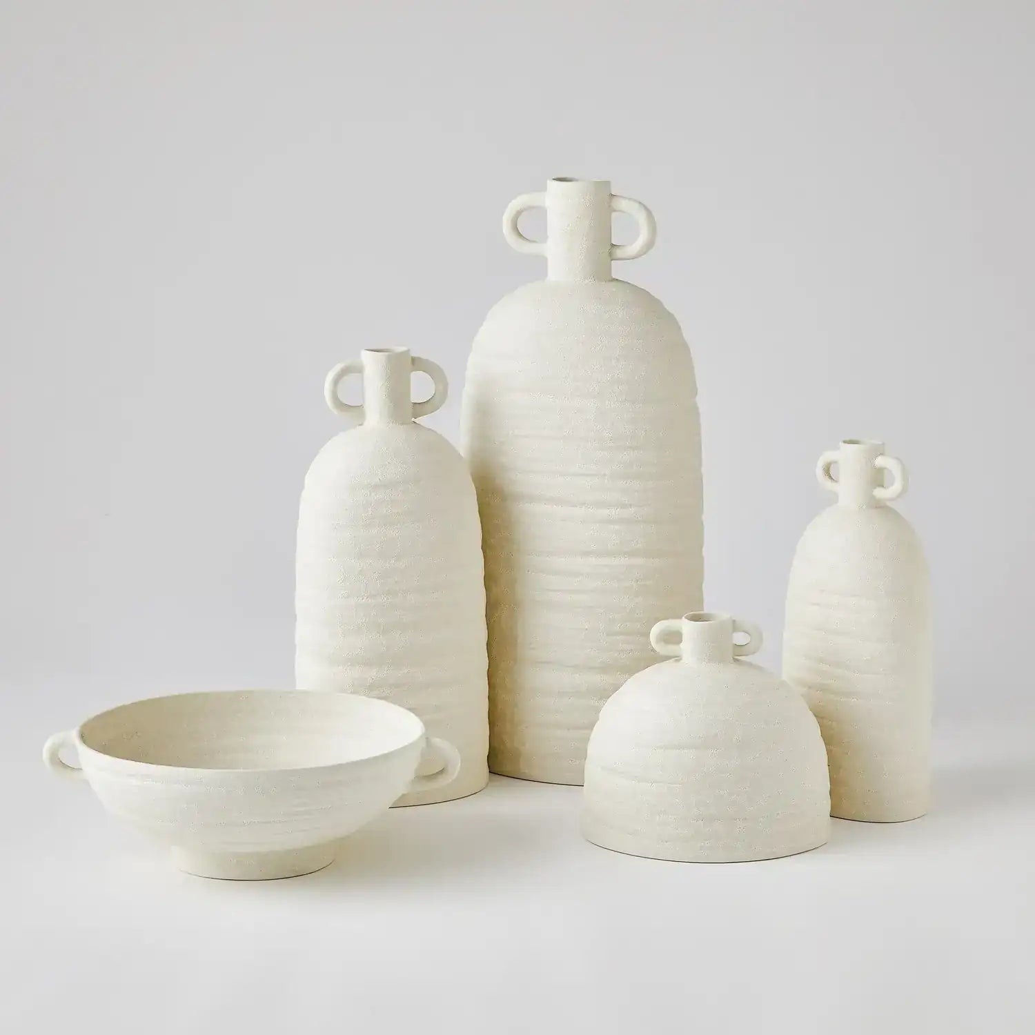 GLOBAL VIEWS SAHARA VASE - Decorative Accents
