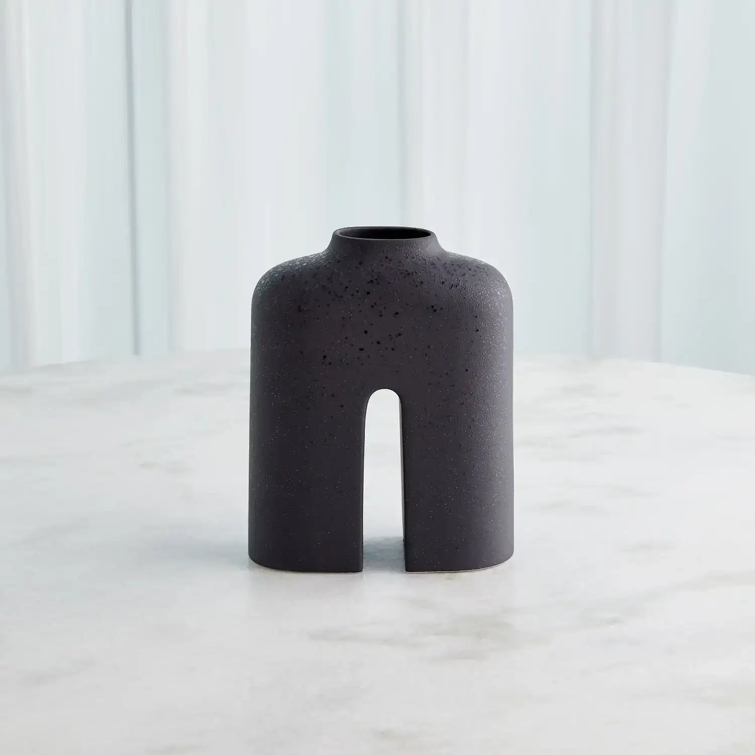 GLOBAL VIEWS GUARDIAN VASE - Decorative Accents
