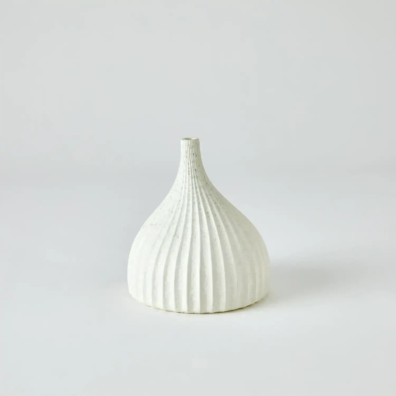 GLOBAL VIEWS DEWDROP VASE - Decorative Accents