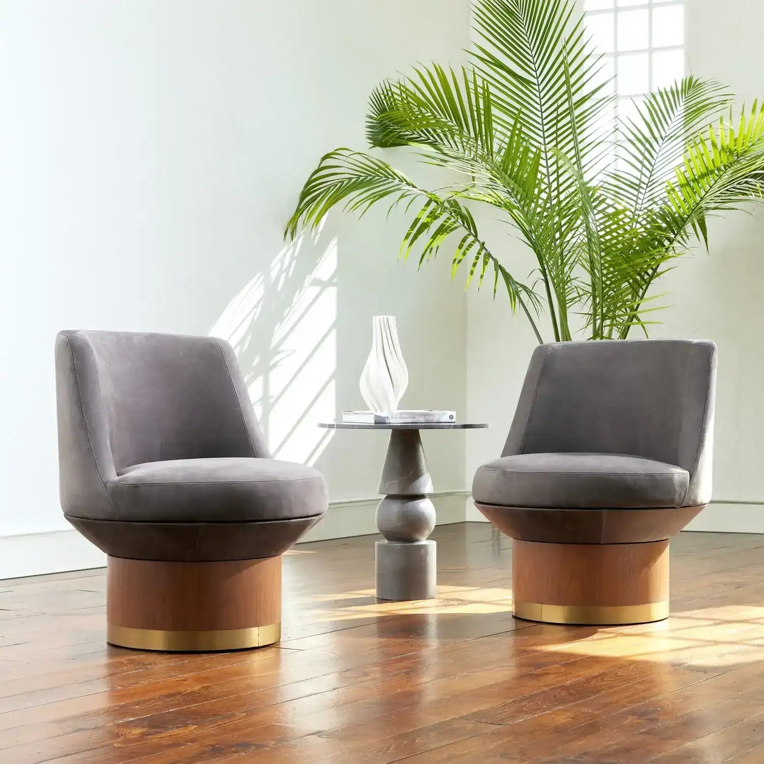 GLOBAL VIEWS TWIST PRINTED VASE - Decorative Accents