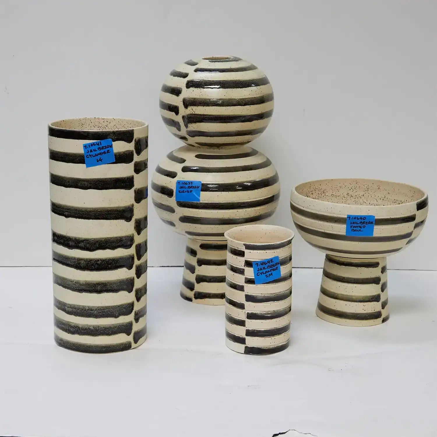 GLOBAL VIEWS JAIL BREAK CYLINDRICAL VASE - Decorative Accents