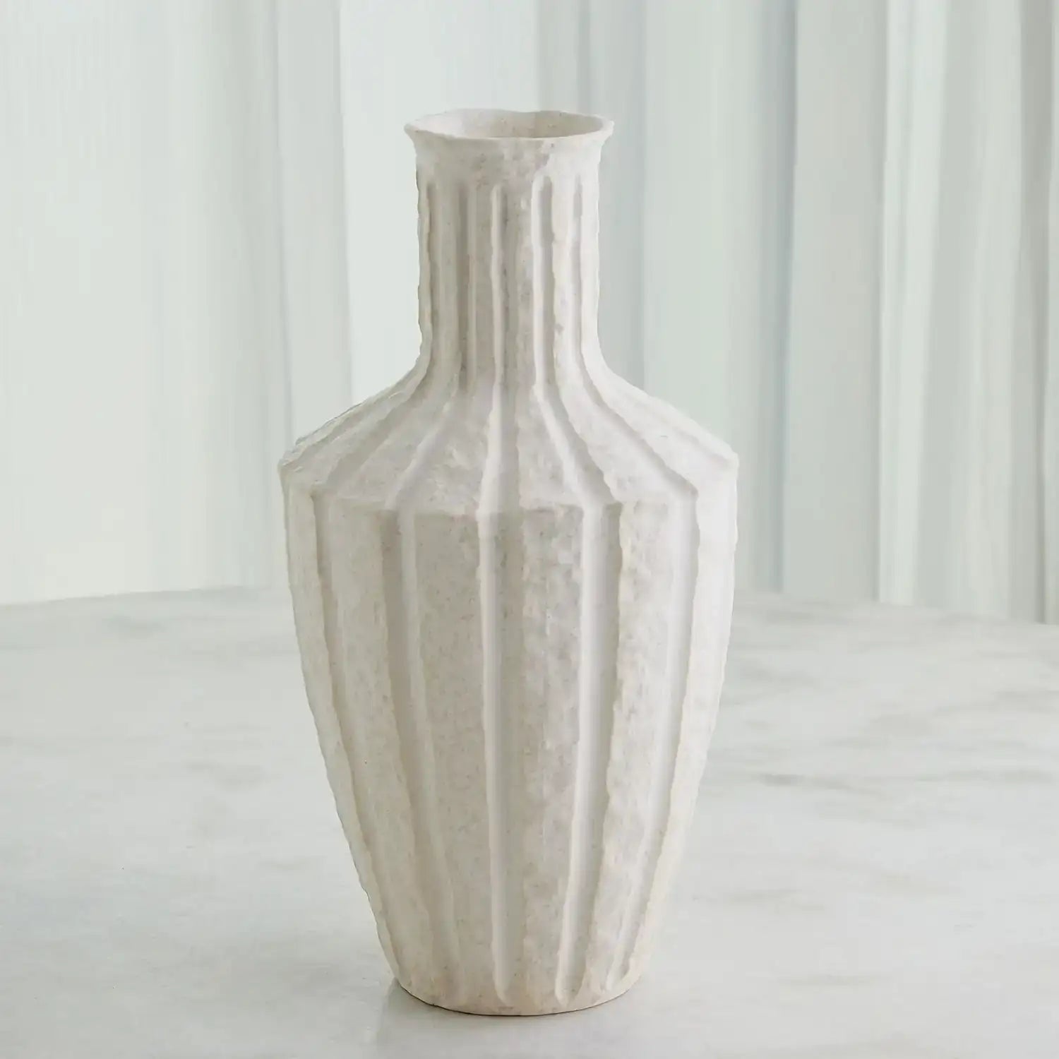 GLOBAL VIEWS EMPEROR VASE - Decorative Accents
