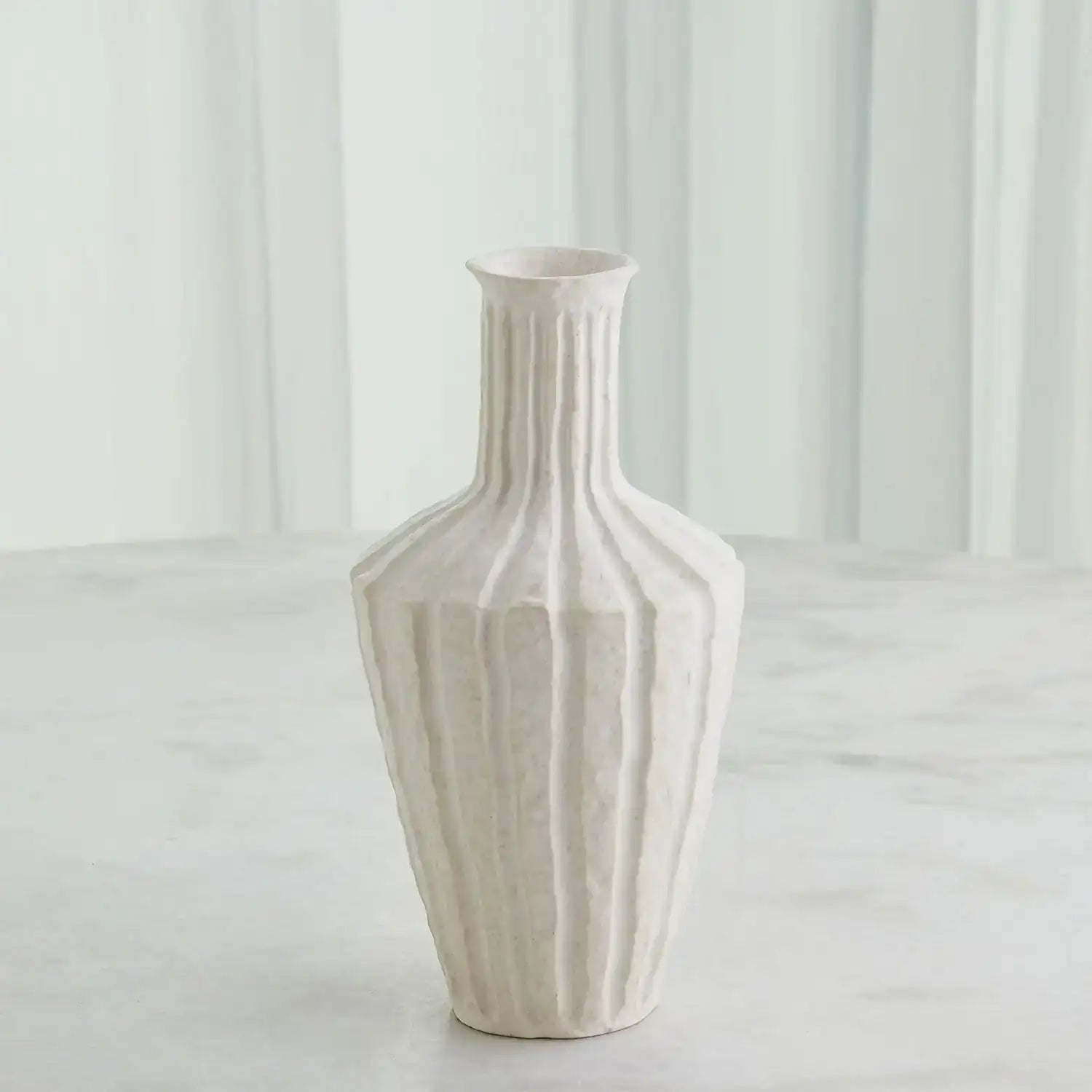 GLOBAL VIEWS EMPEROR VASE - Decorative Accents