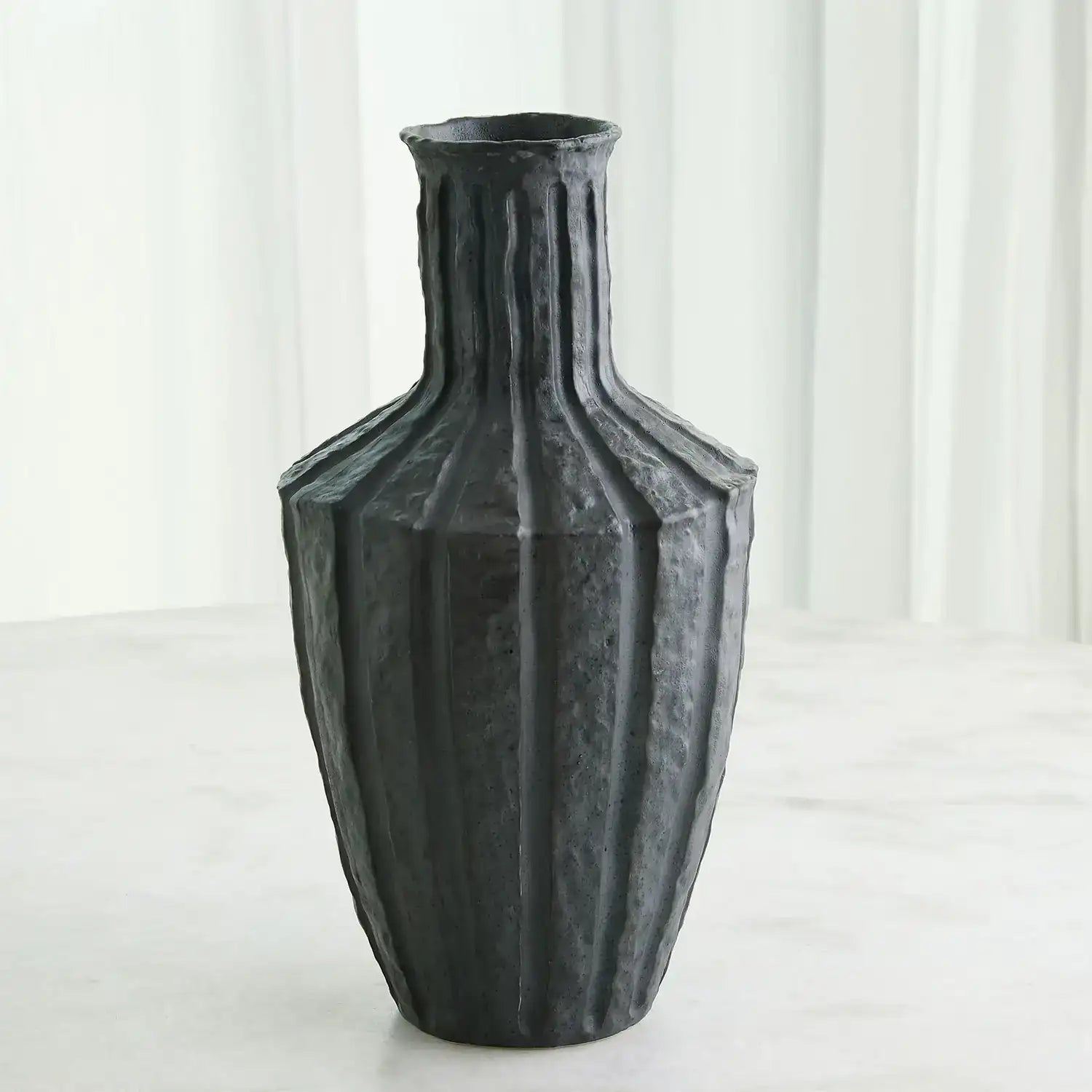 GLOBAL VIEWS EMPEROR VASE - Decorative Accents
