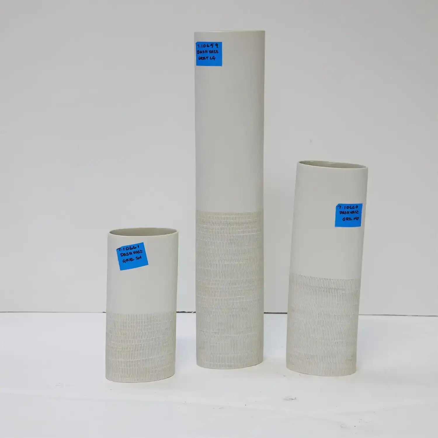 GLOBAL VIEWS DASH VASE - Decorative Accents