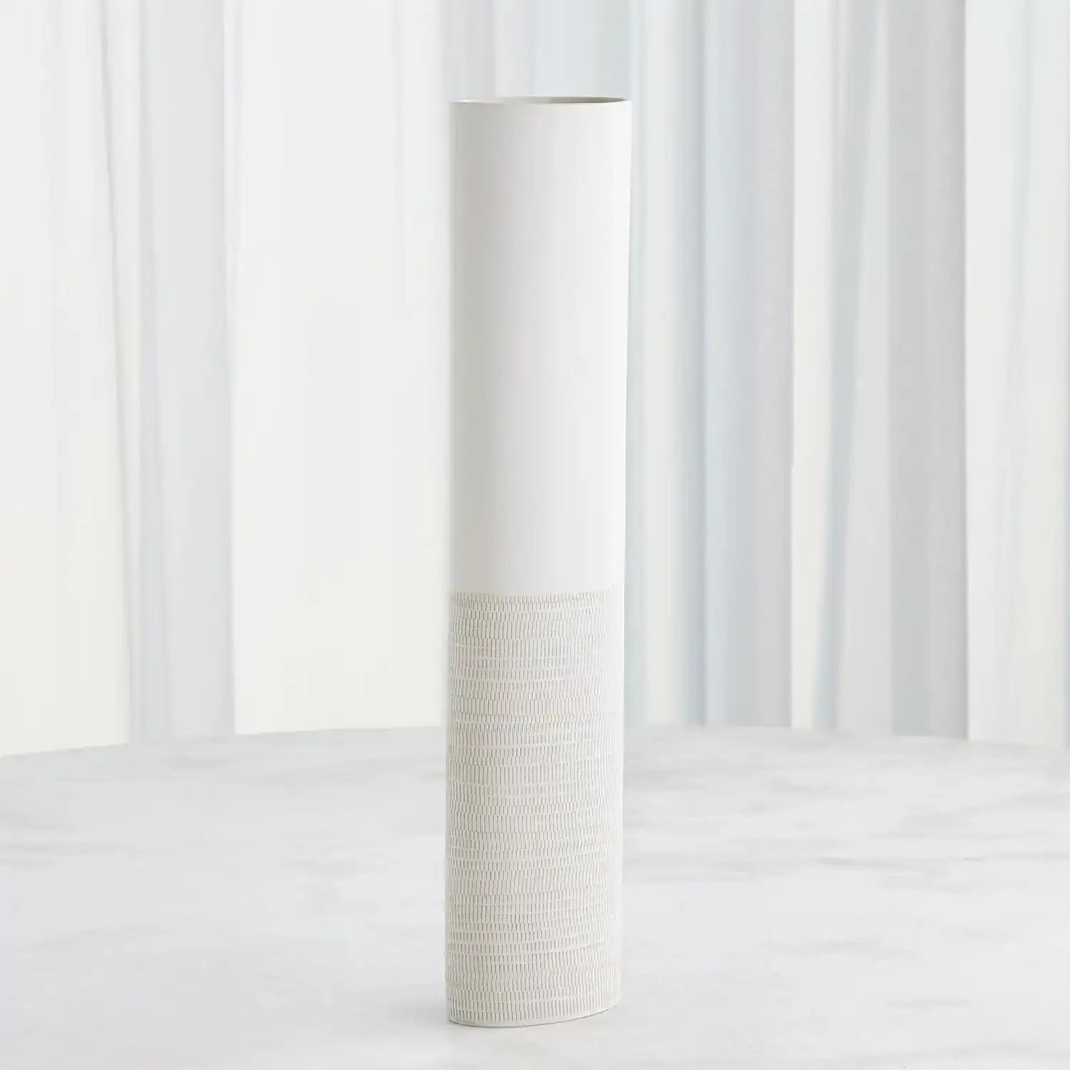 GLOBAL VIEWS DASH VASE - Decorative Accents