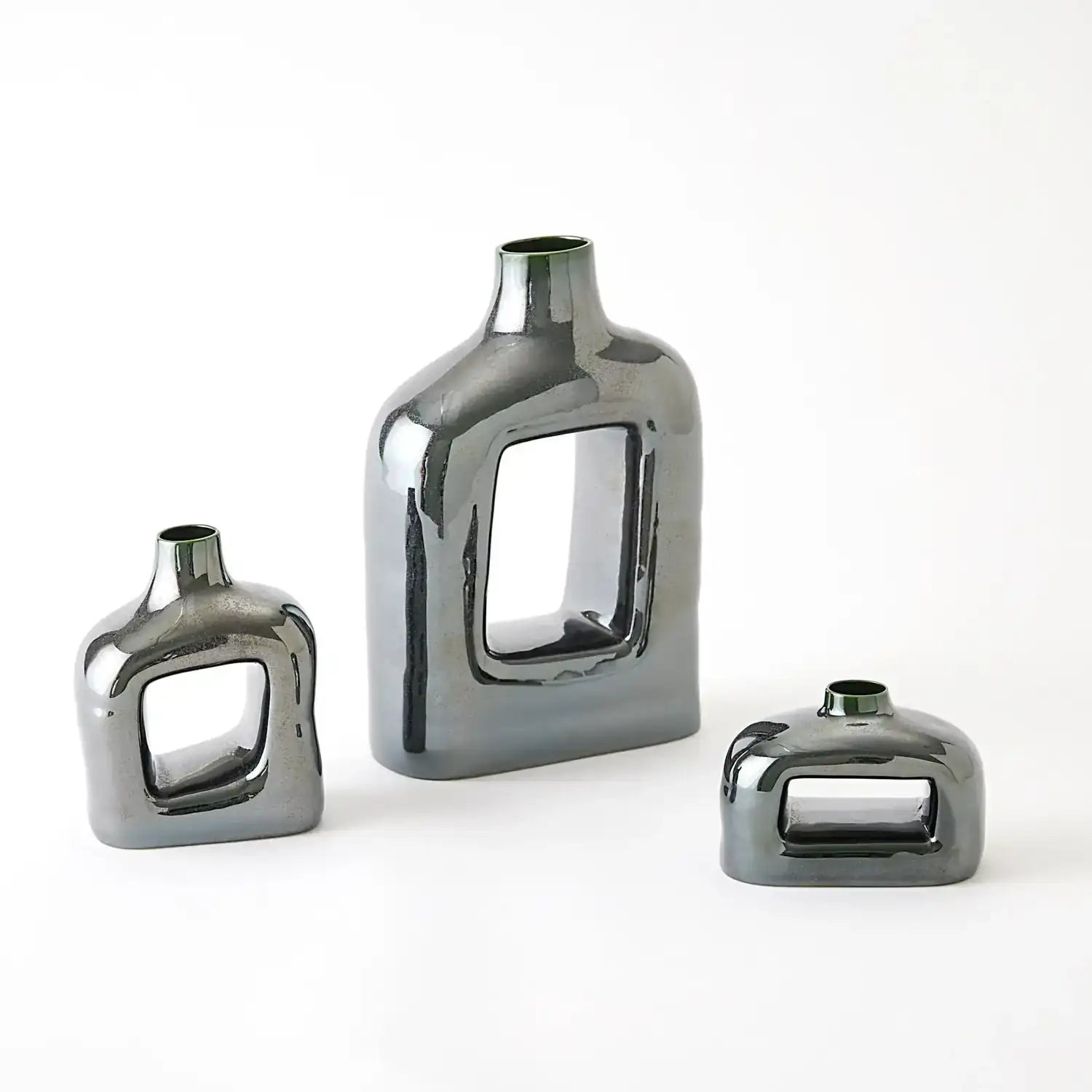 GLOBAL VIEWS PORTO VASE - Decorative Accents