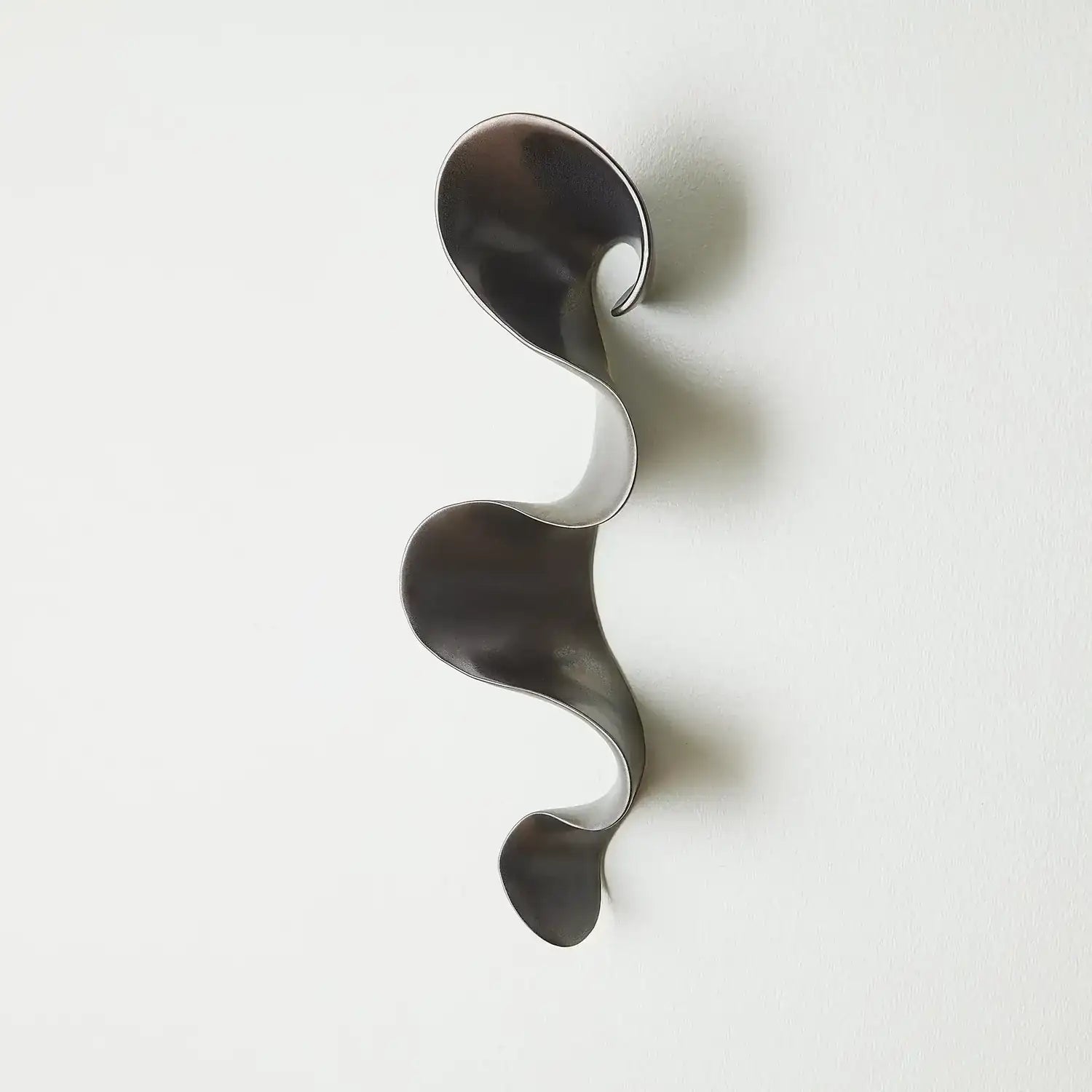 GLOBAL VIEWS TEMPEST WALL RIBBON - Decorative Accents