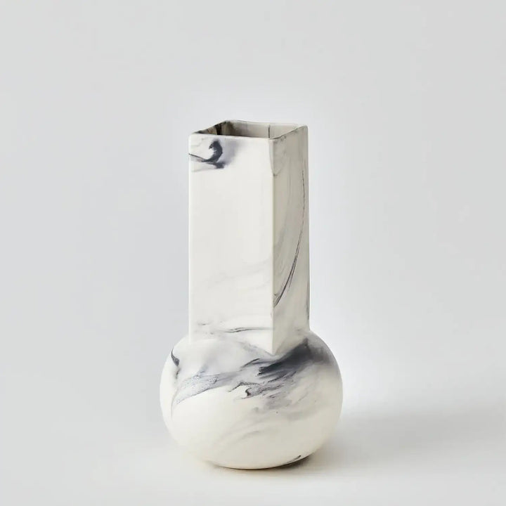 GLOBAL VIEWS CROCUS VASE - Decorative Accents