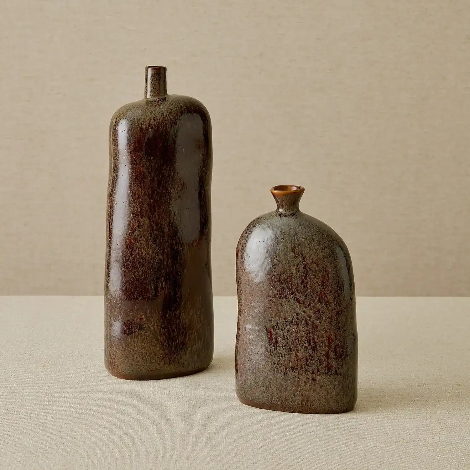 GLOBAL VIEWS CINNABAR BOTTLE - Decorative Accents