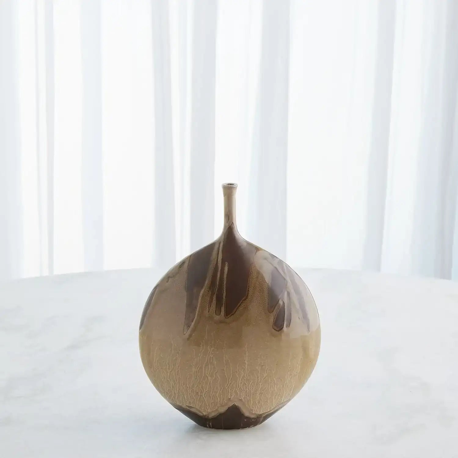 GLOBAL VIEWS SPLASH BOTTLE - Decorative Accents