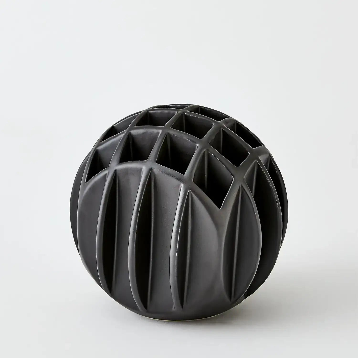 GLOBAL VIEWS BUD BALL VASE - Decorative Accents