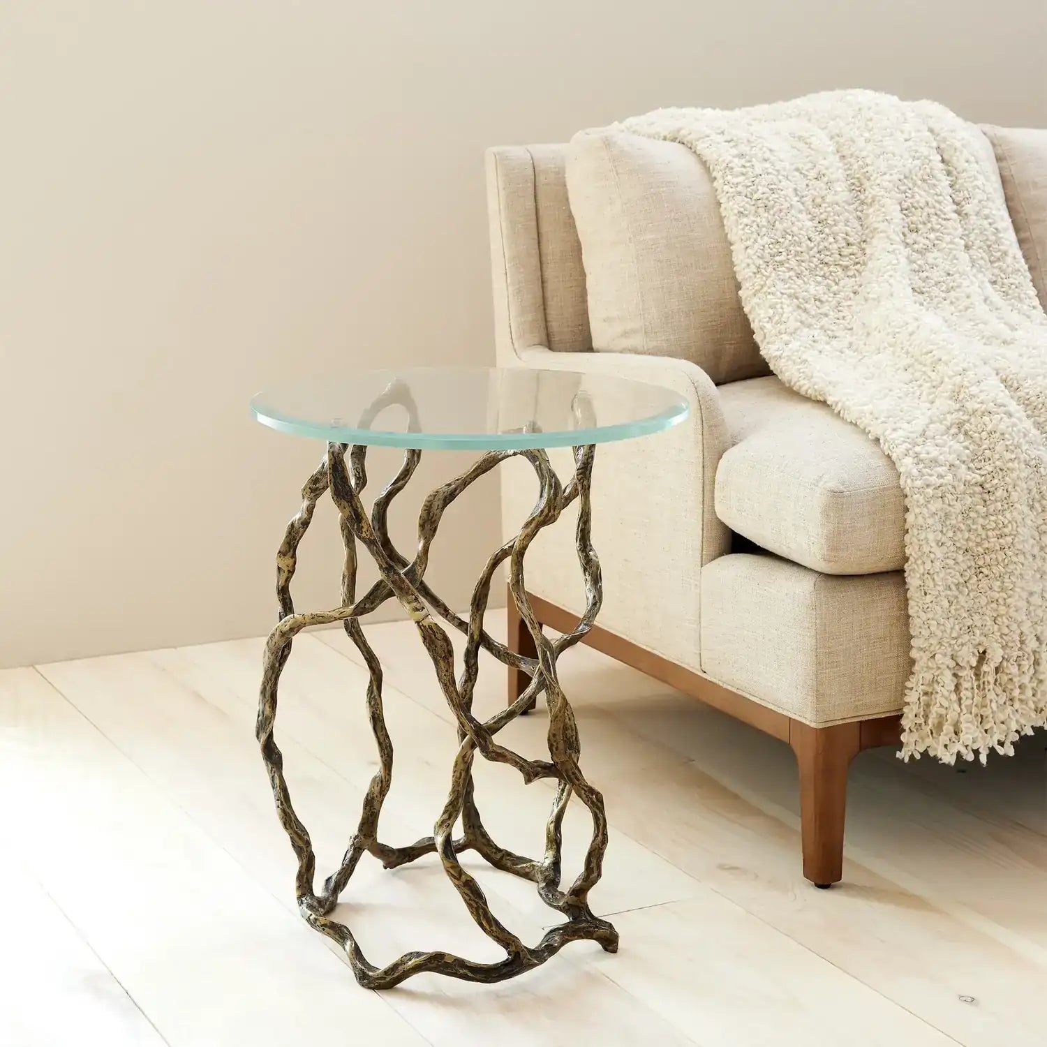 GLOBAL VIEWS CROSS HATCH VASE - Decorative Accents
