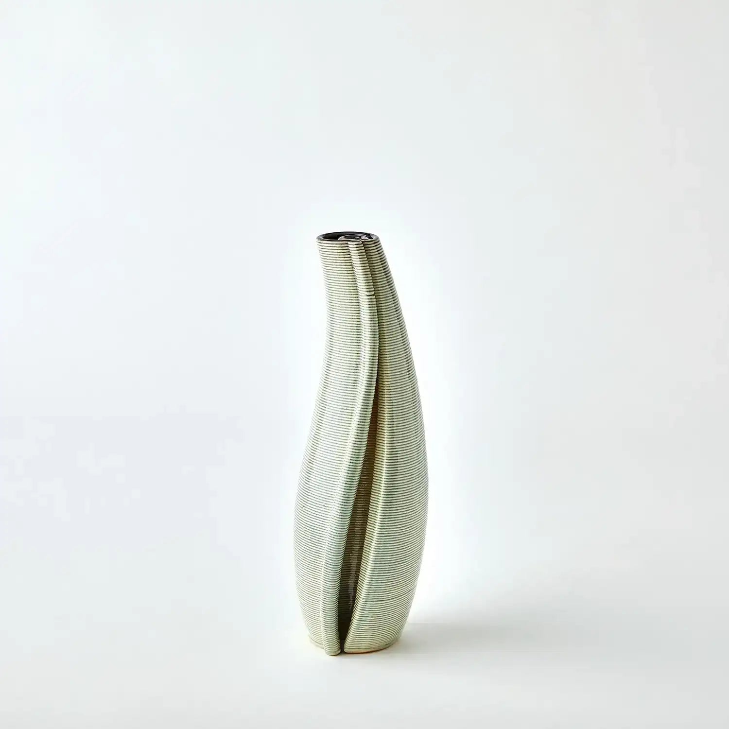 GLOBAL VIEWS RIFT VASE - Decorative Accents