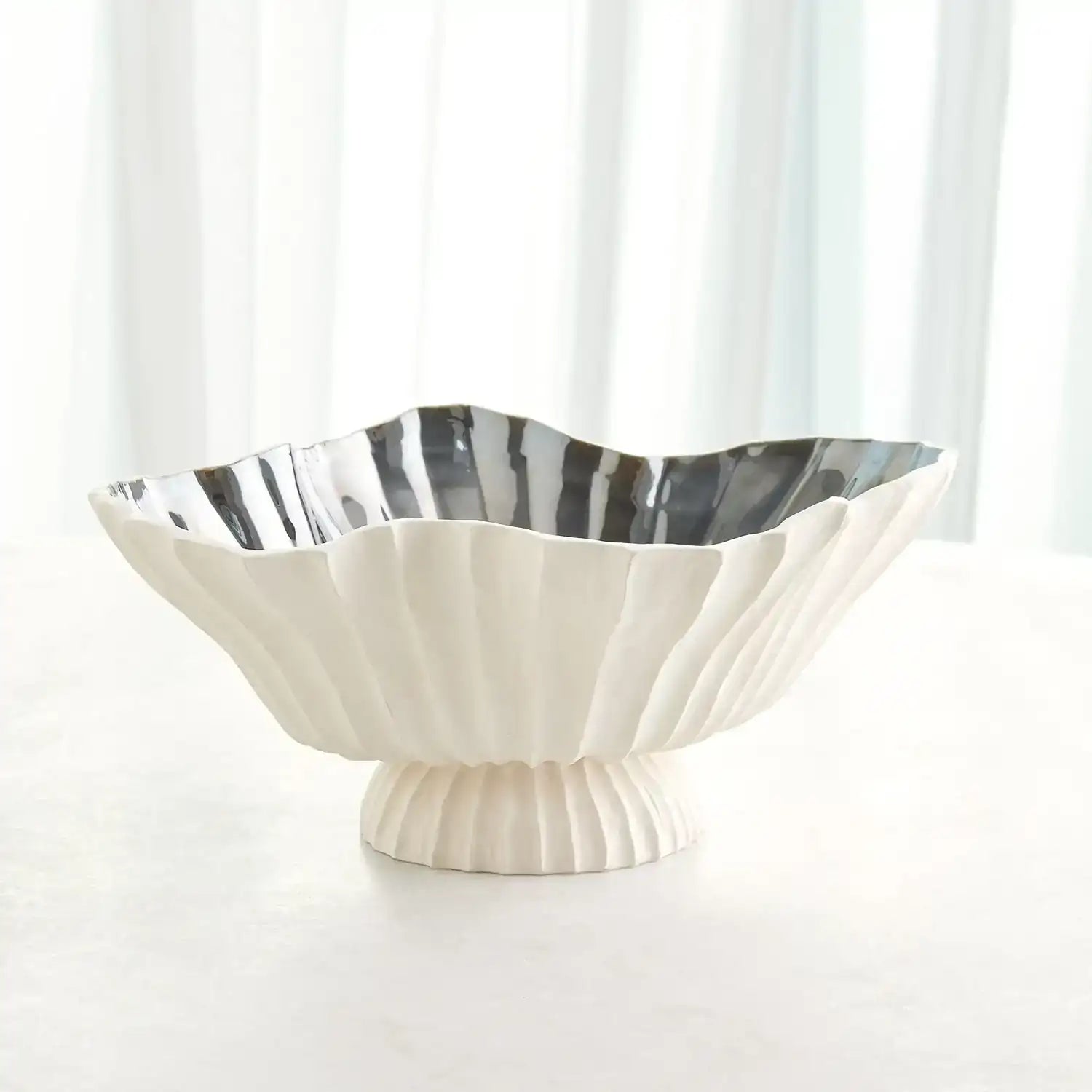 GLOBAL VIEWS FOLHA FOOTED BOWL - Decorative Accents