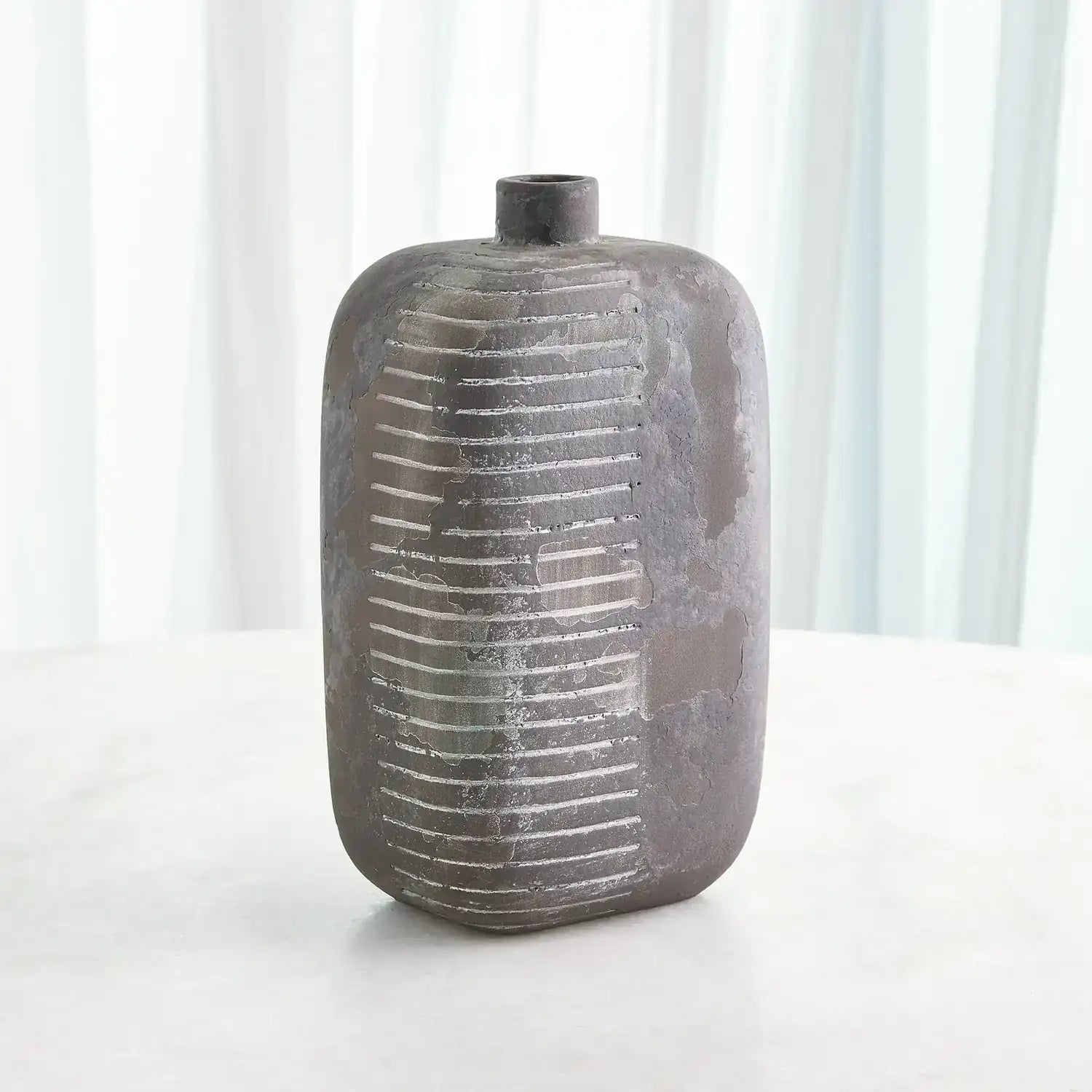 GLOBAL VIEWS LANTERN VASE - Decorative Accents