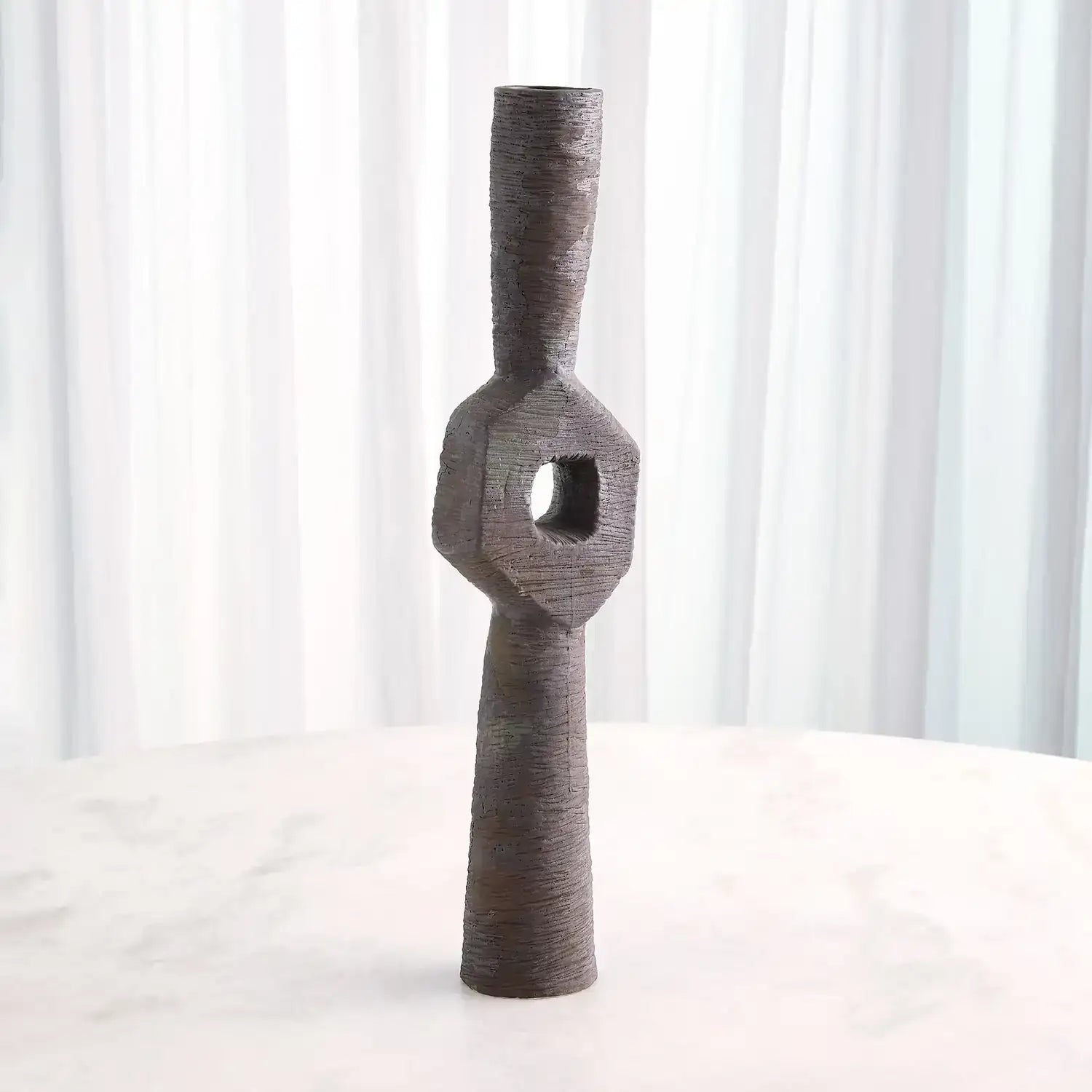 GLOBAL VIEWS EBBA VASE - Decorative Accents