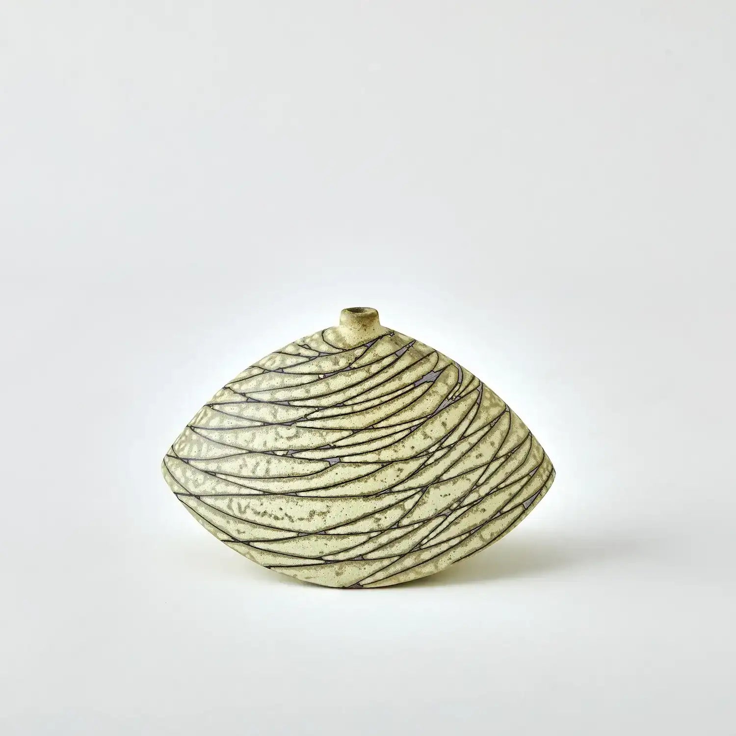 GLOBAL VIEWS STRATUM VASE - Decorative Accents