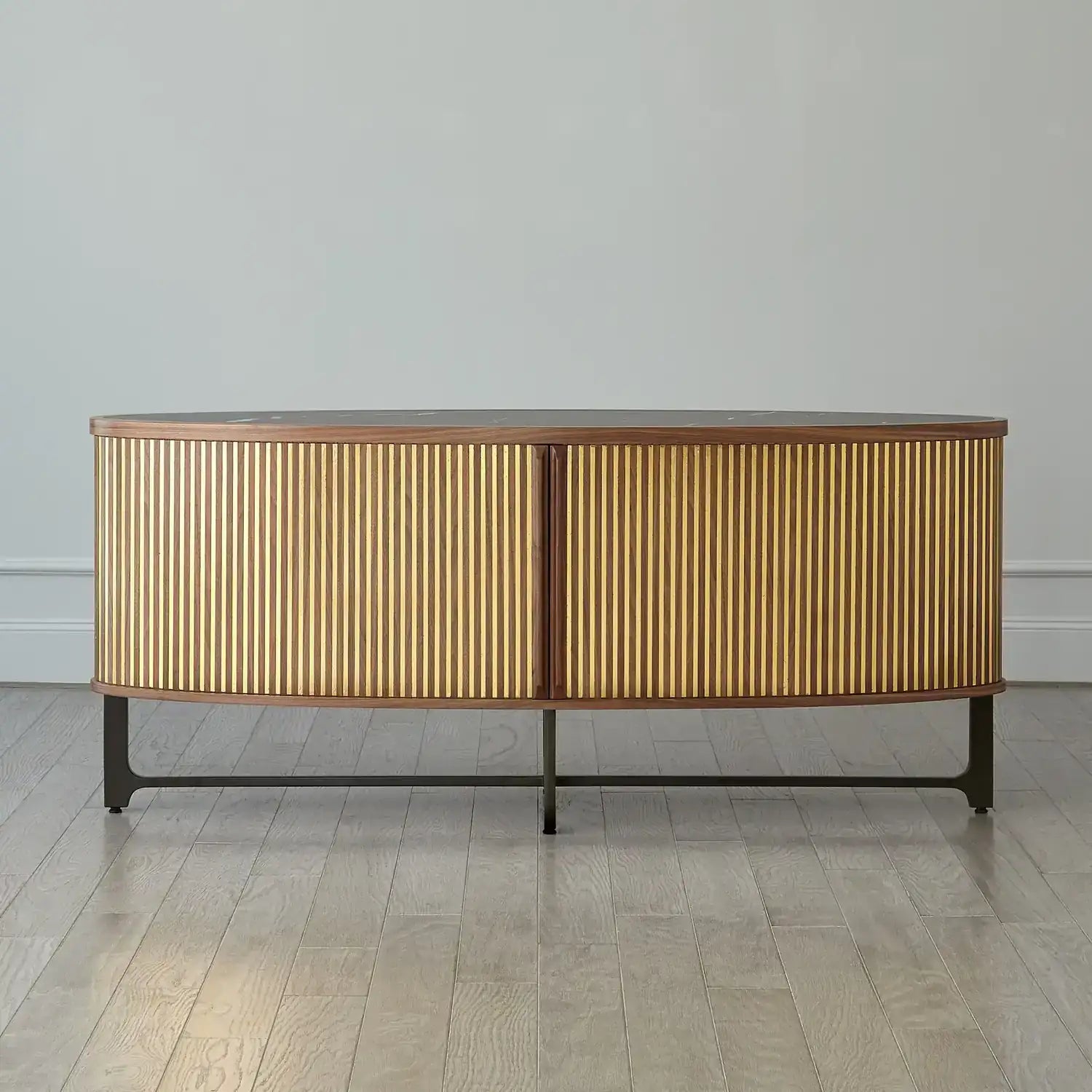 GLOBAL VIEWS CABRIOLET MEDIA CABINET - Cabinets & Bar