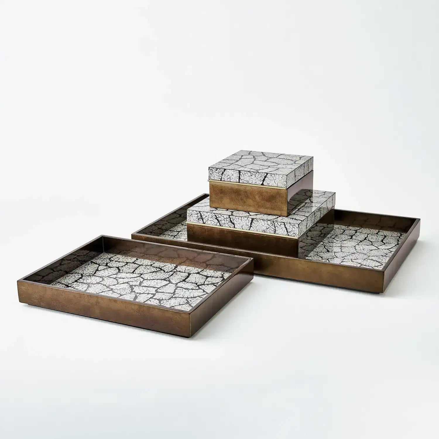 GLOBAL VIEWS EGGSHELL BOX - Decorative Accents