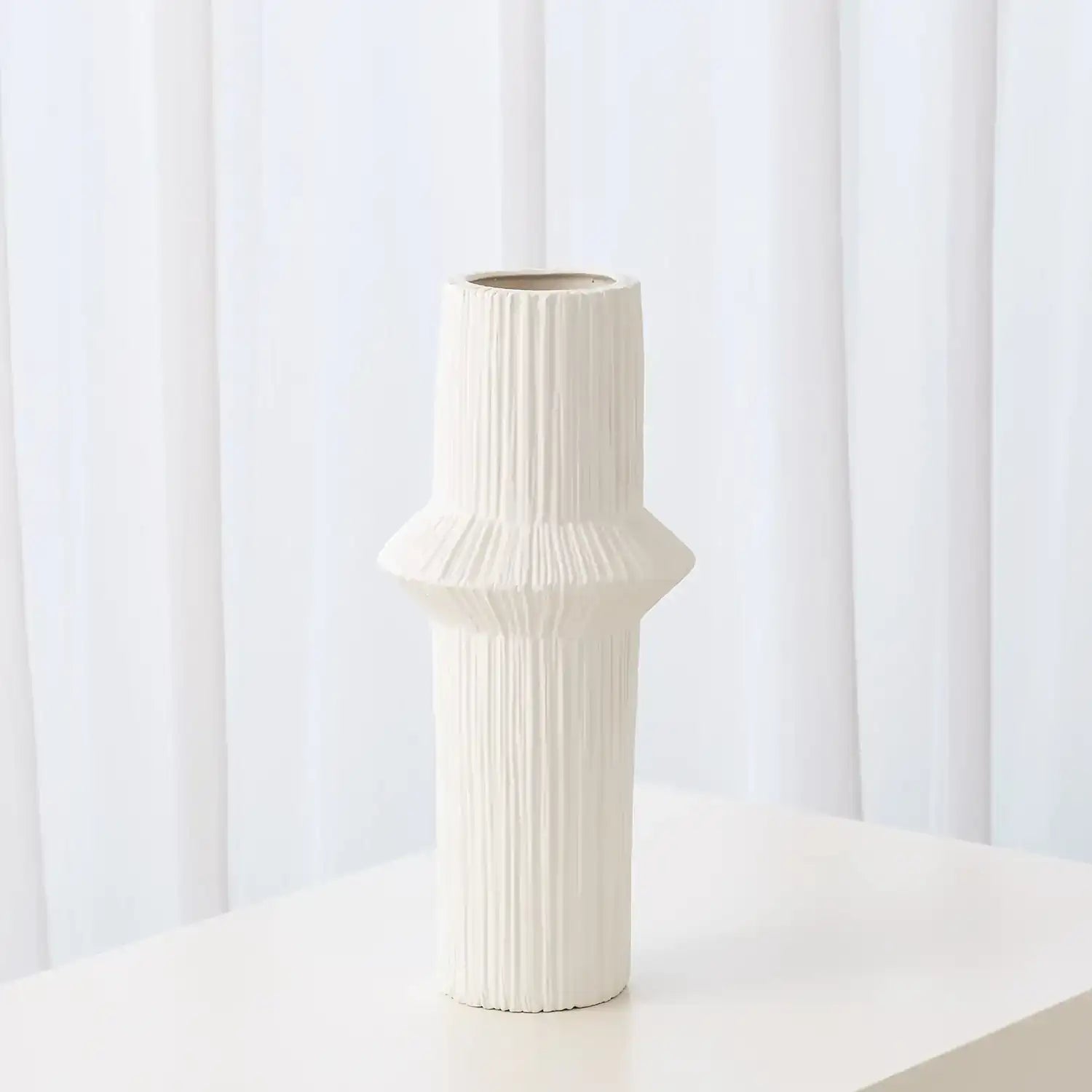 GLOBAL VIEWS ASCENDING RING VASE - Decorative Accents
