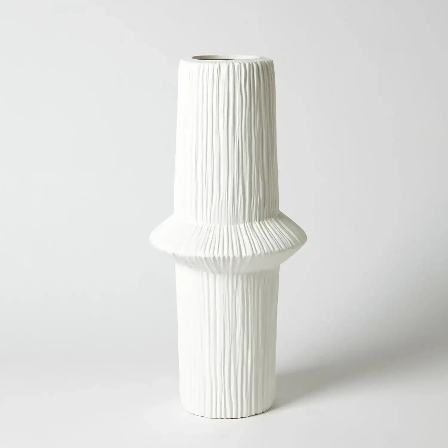 GLOBAL VIEWS ASCENDING RING VASE - Decorative Accents