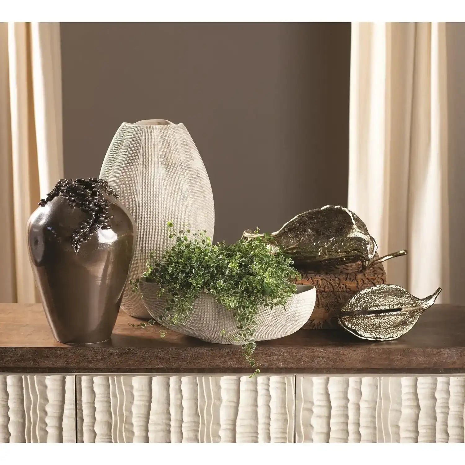 GLOBAL VIEWS CASCADING REEF VASE - Decorative Accents