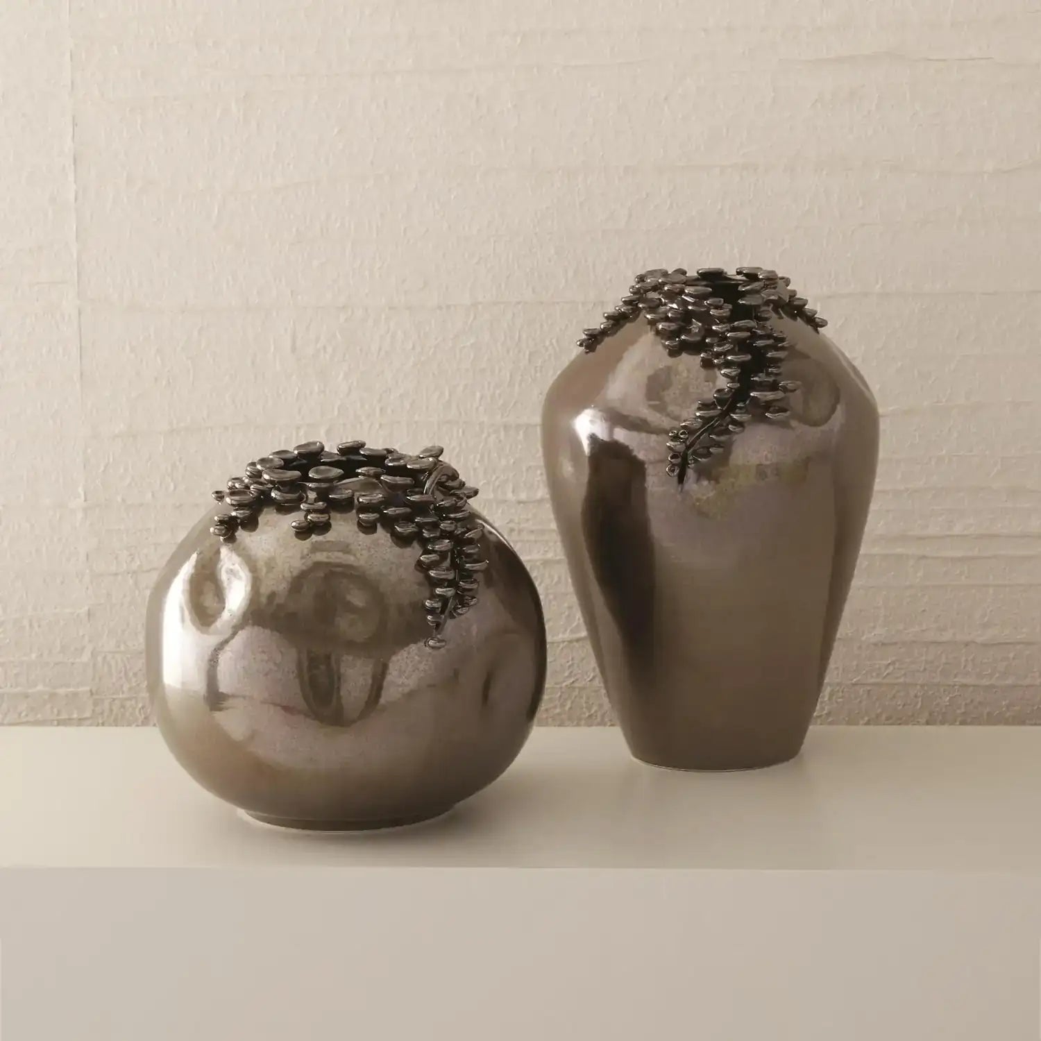 GLOBAL VIEWS CASCADING REEF VASE - Decorative Accents