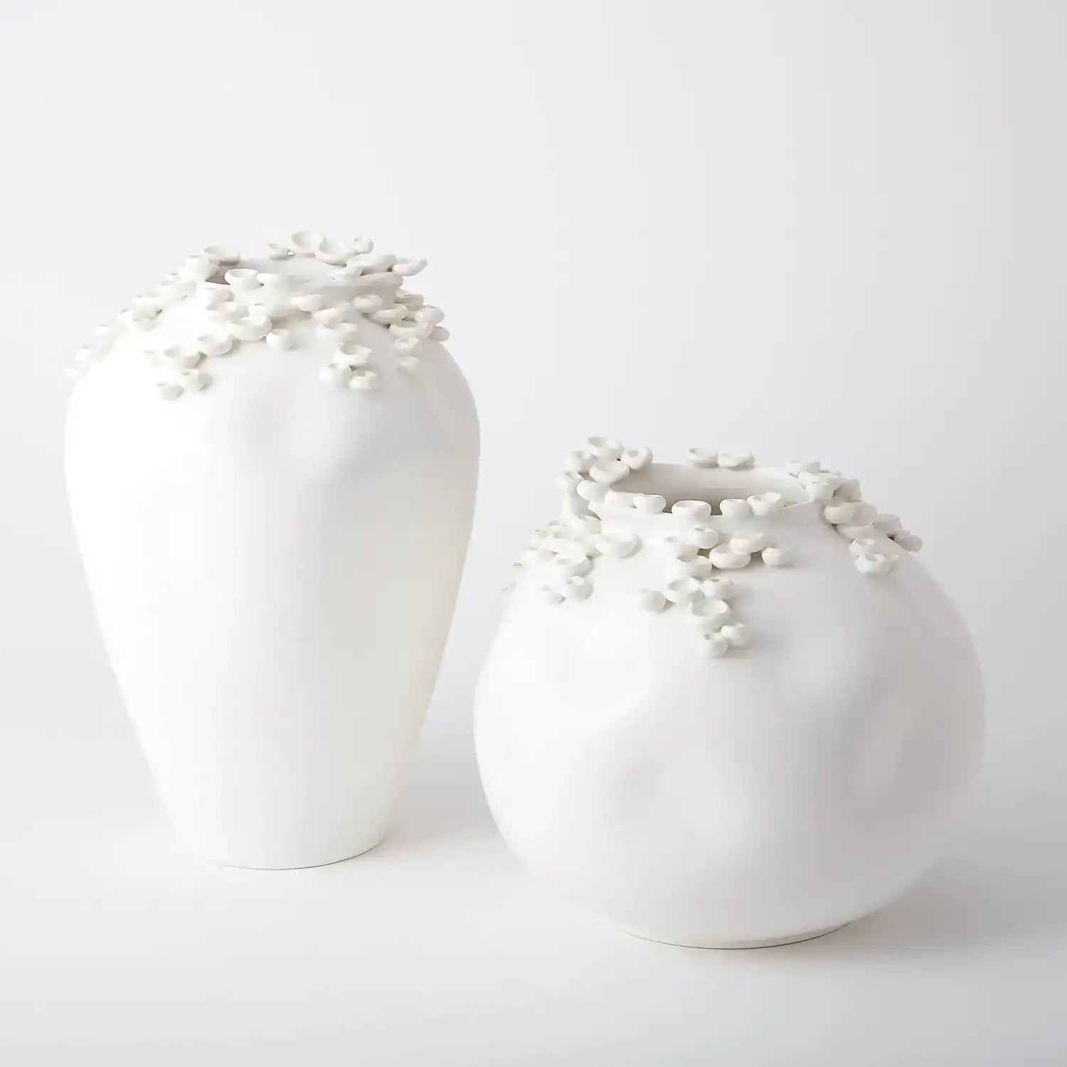 GLOBAL VIEWS CASCADING REEF VASE - Decorative Accents