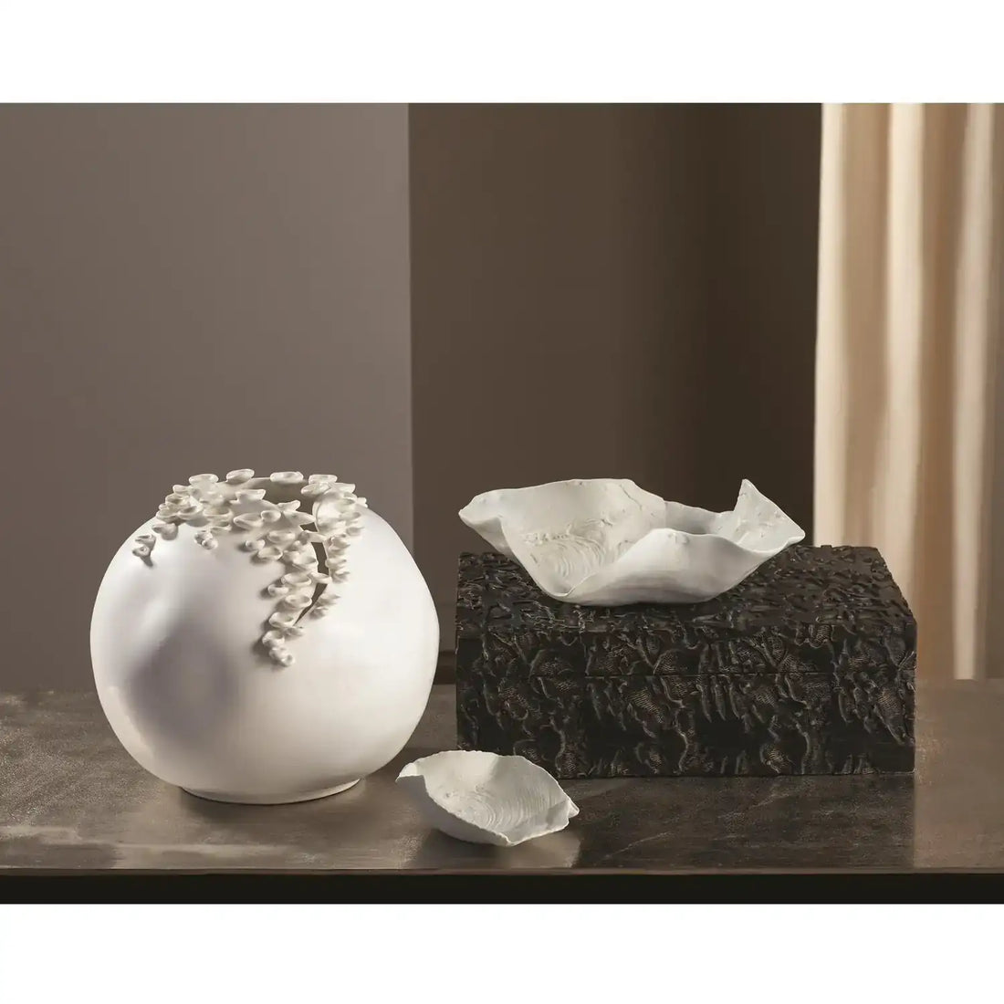 GLOBAL VIEWS CASCADING REEF VASE - Decorative Accents