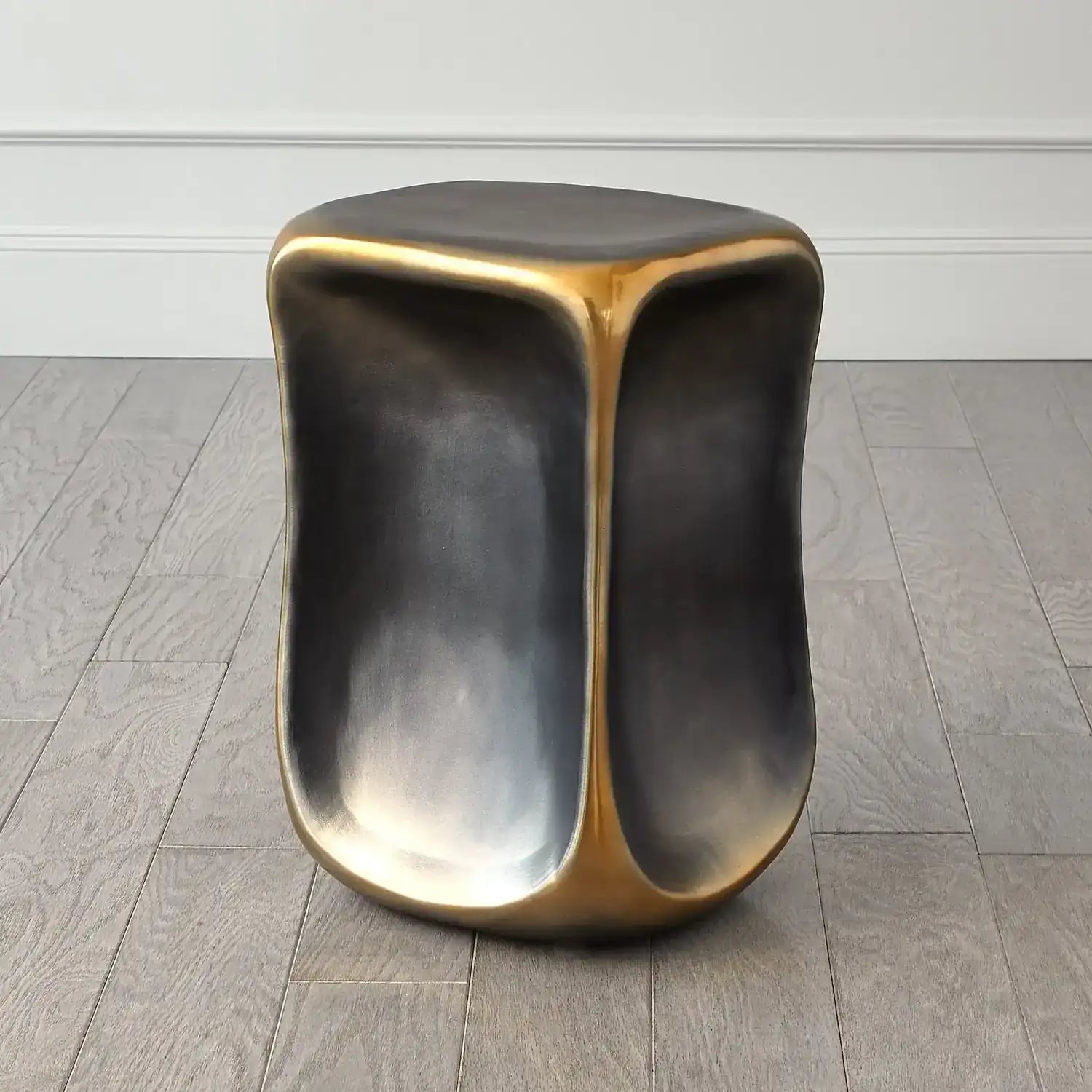 GLOBAL VIEWS FORMATION ACCENT TABLE - Side