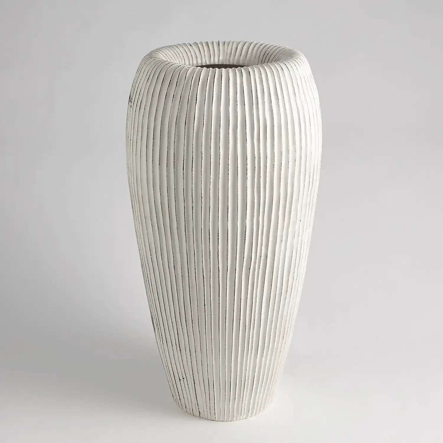 GLOBAL VIEWS BALEEN VASE - Decorative Accents