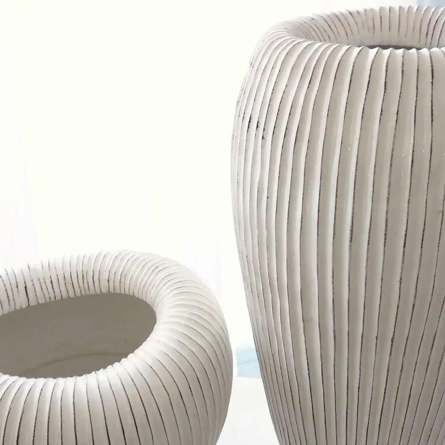 GLOBAL VIEWS BALEEN VASE - Decorative Accents