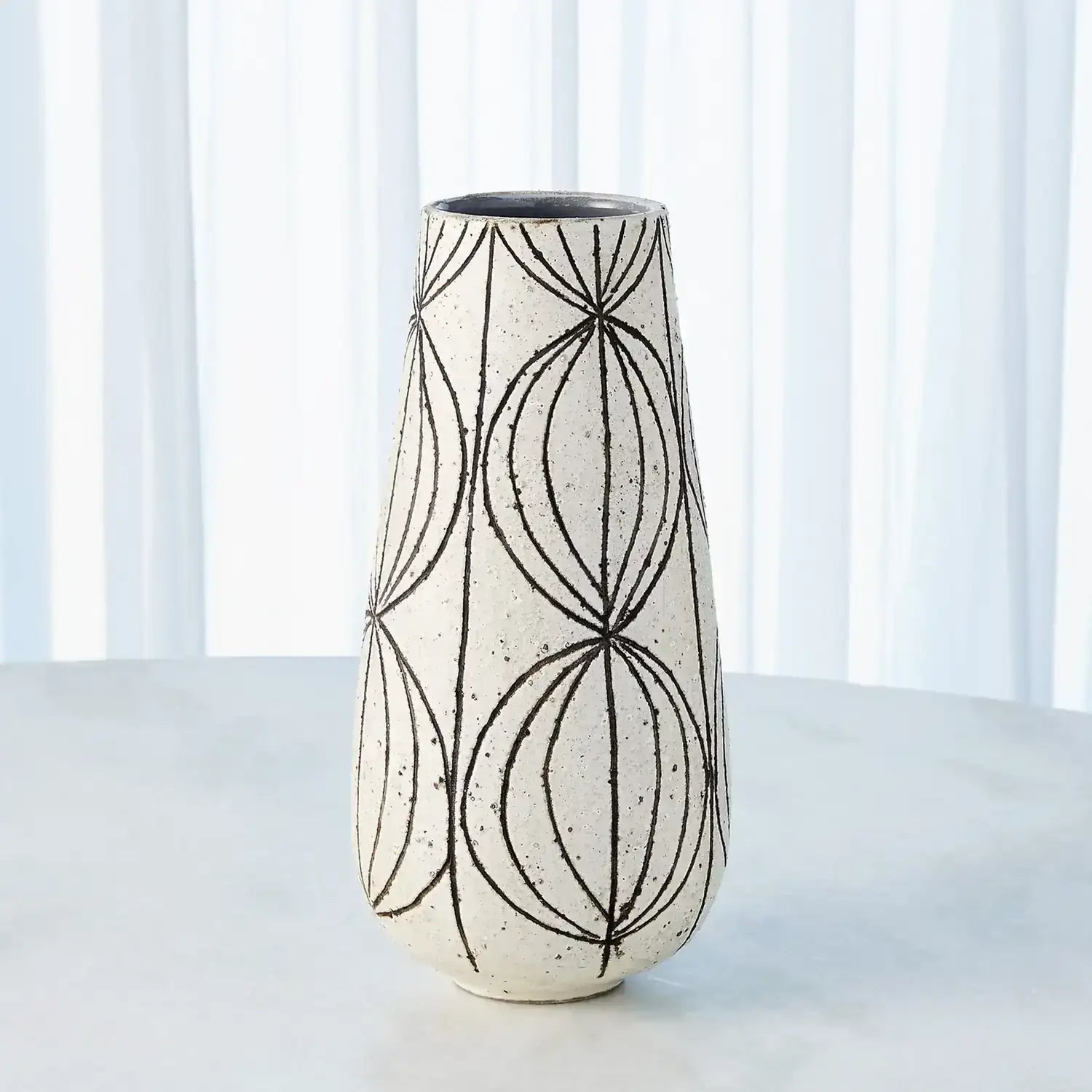 GLOBAL VIEWS GRAFFITI VASE - Decorative Accents