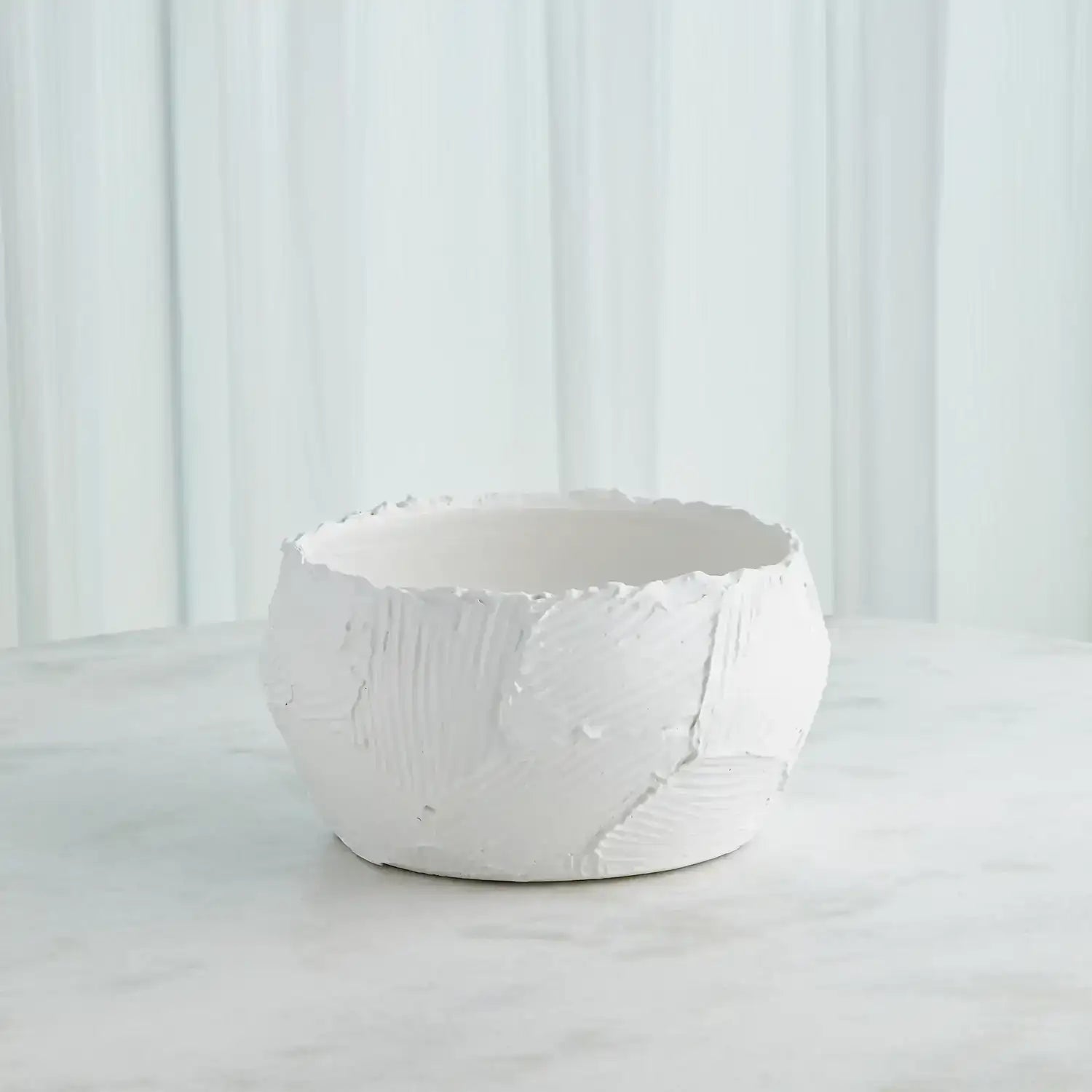 GLOBAL VIEWS CHIP BOWL - Decorative Accents