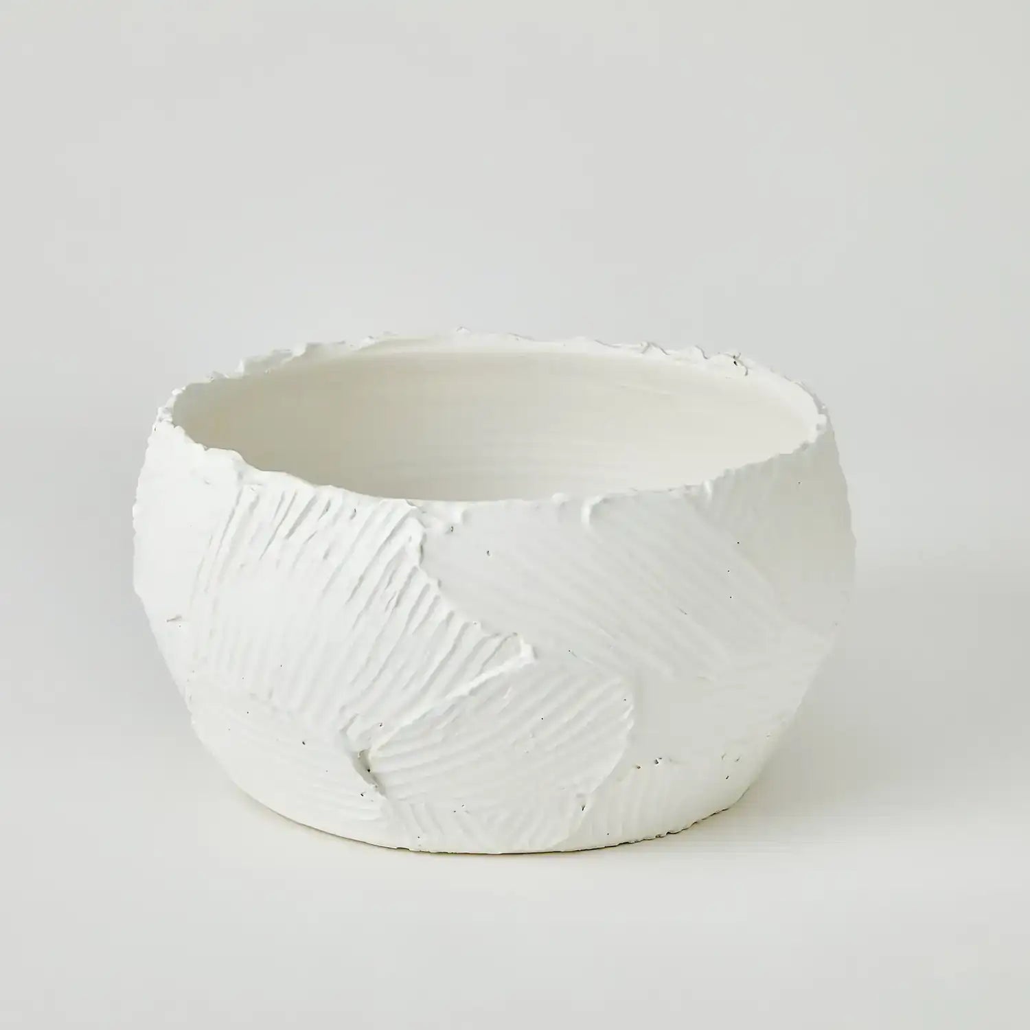 GLOBAL VIEWS CHIP BOWL - Decorative Accents