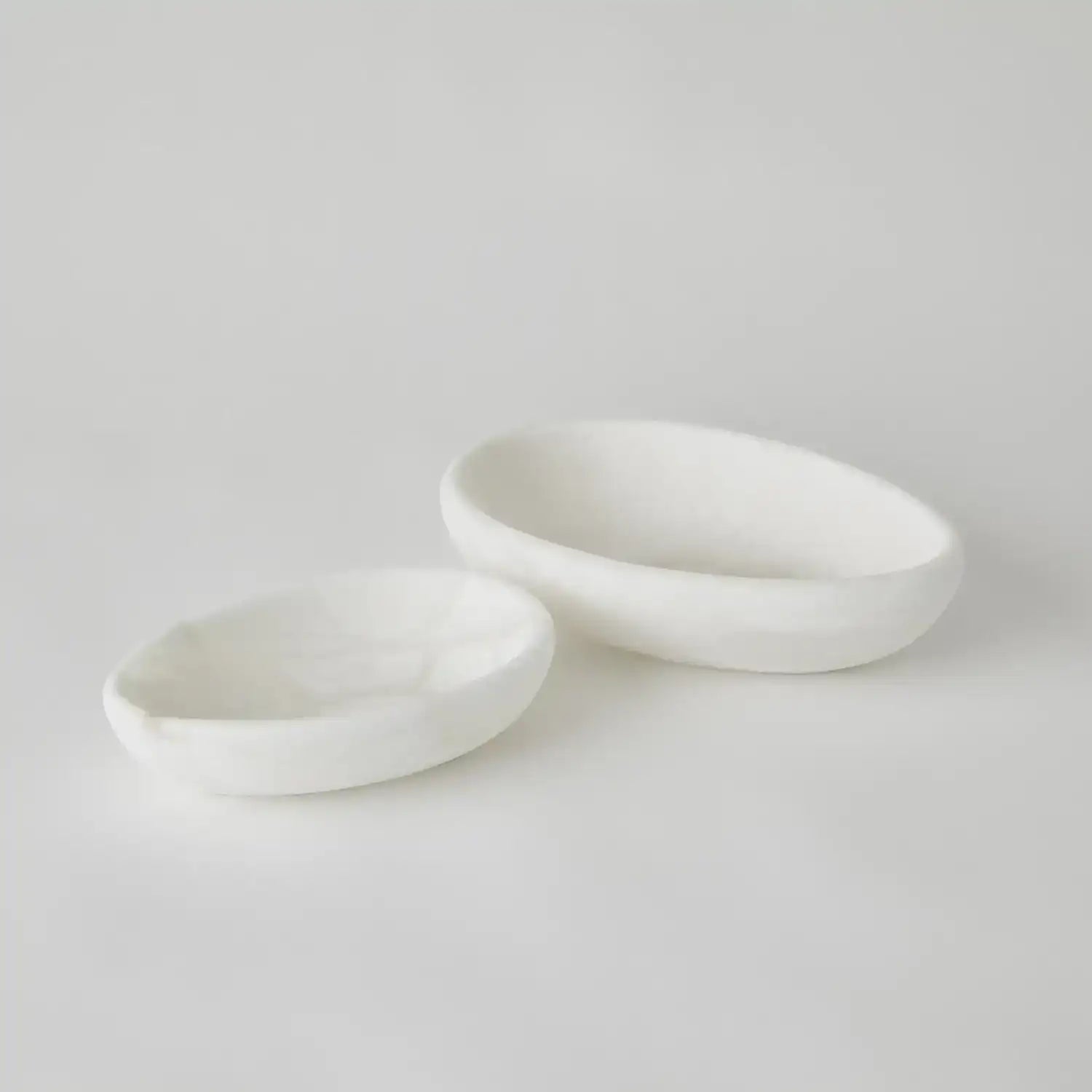 GLOBAL VIEWS OBLIQUE ALABASTER BOWL - Decorative Accents