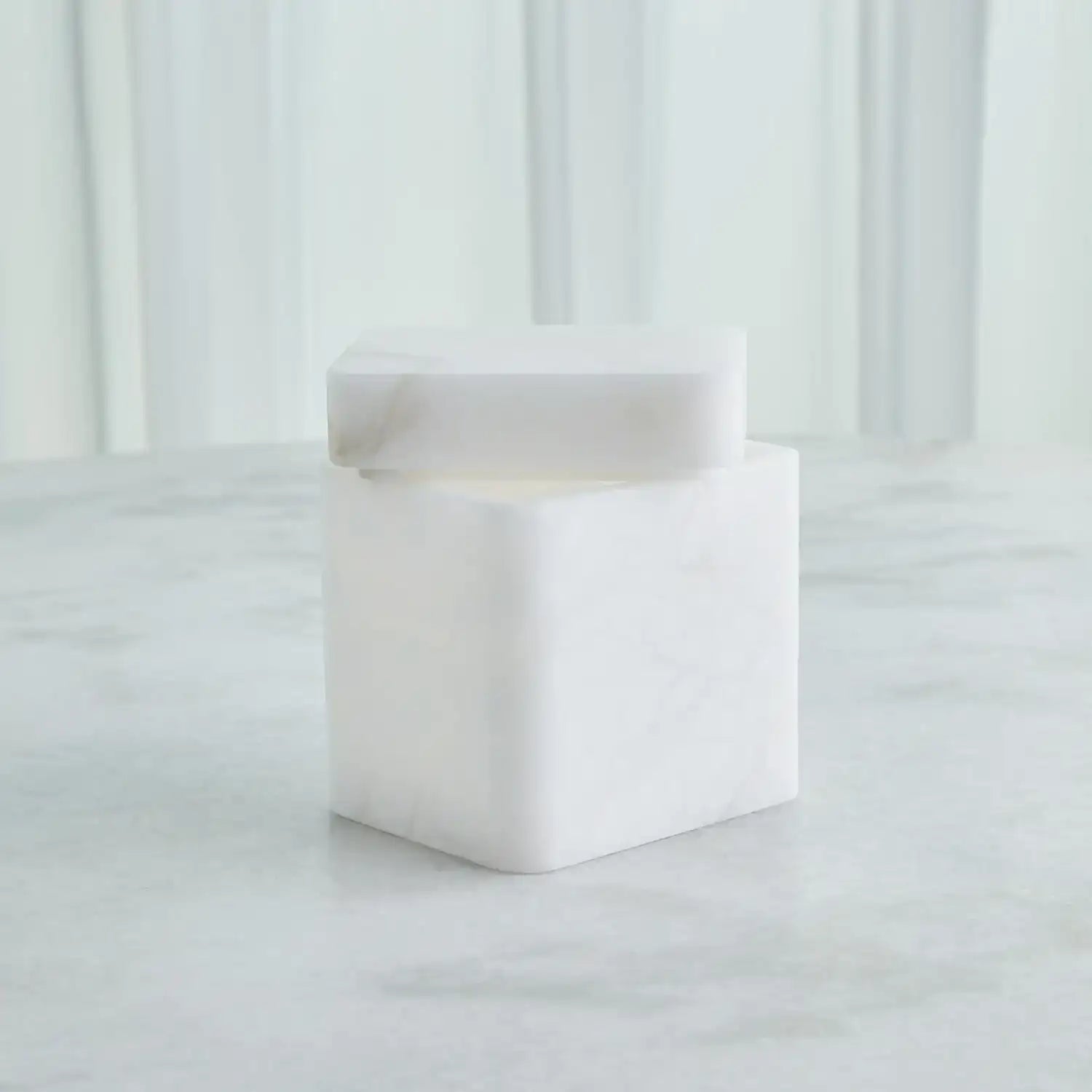 GLOBAL VIEWS RAGGIO ALABASTER BOX - Decorative Accents