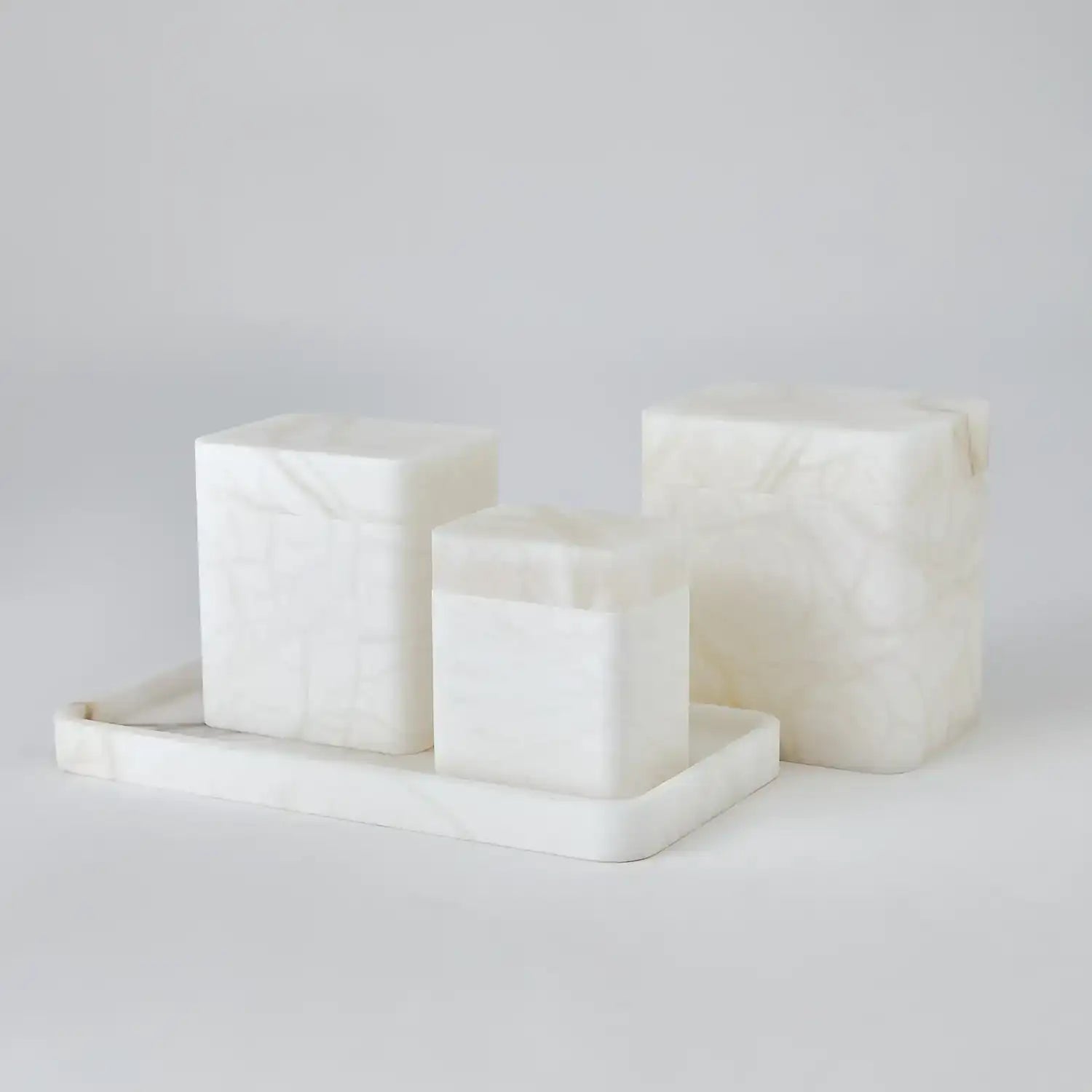 GLOBAL VIEWS RAGGIO ALABASTER BOX - Decorative Accents