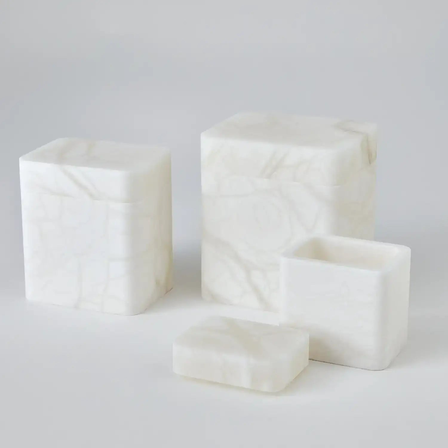 GLOBAL VIEWS RAGGIO ALABASTER BOX - Decorative Accents