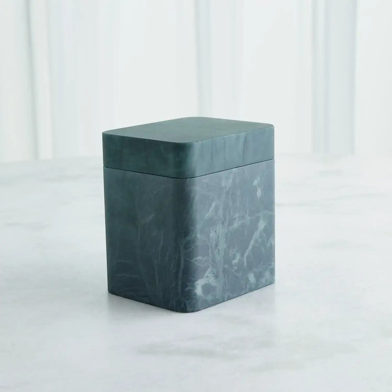 GLOBAL VIEWS RAGGIO ALABASTER BOX - Decorative Accents