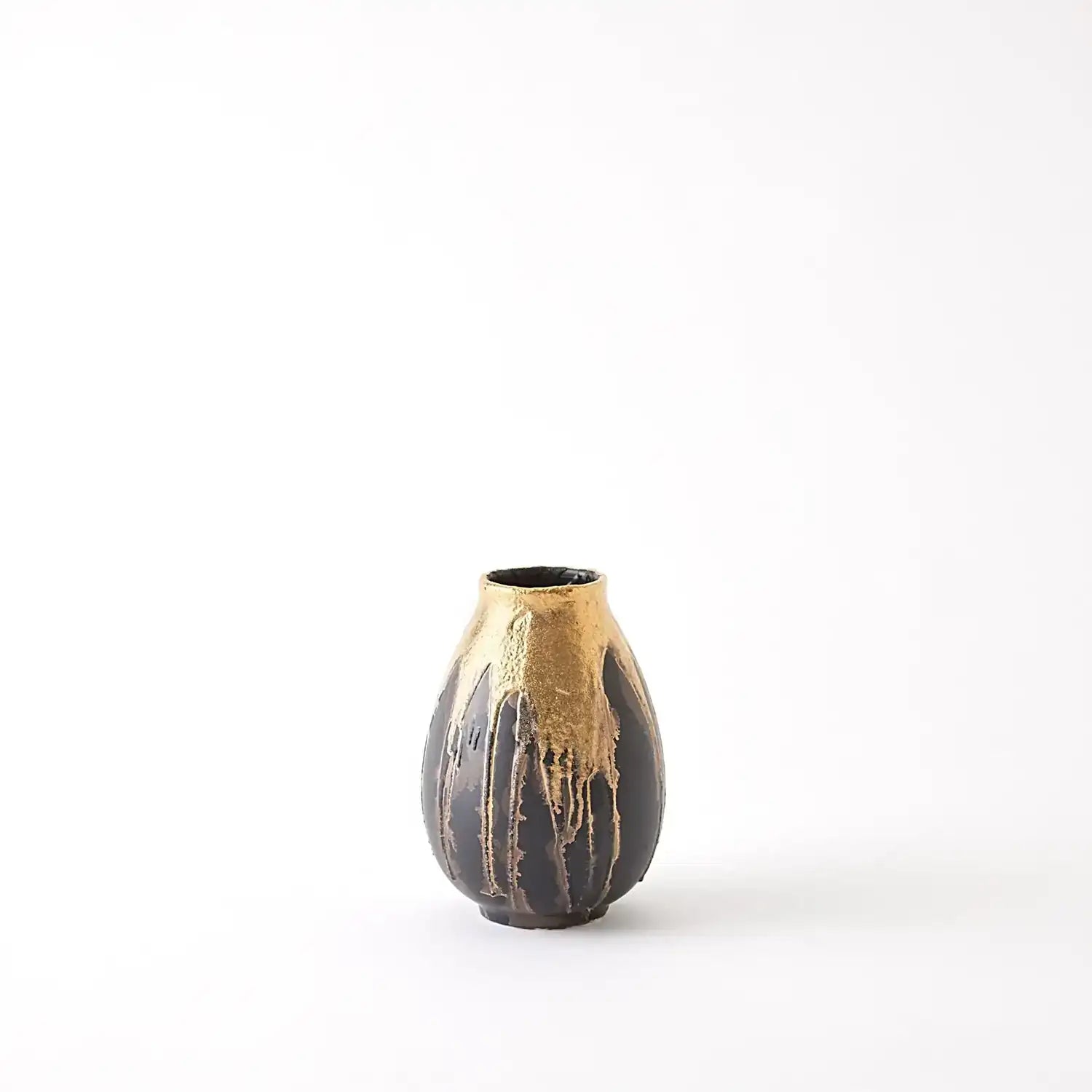 GLOBAL VIEWS CAULDRON VASE - Decorative Accents