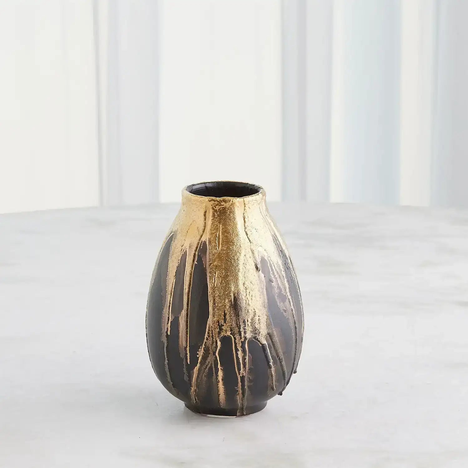 GLOBAL VIEWS CAULDRON VASE - Decorative Accents