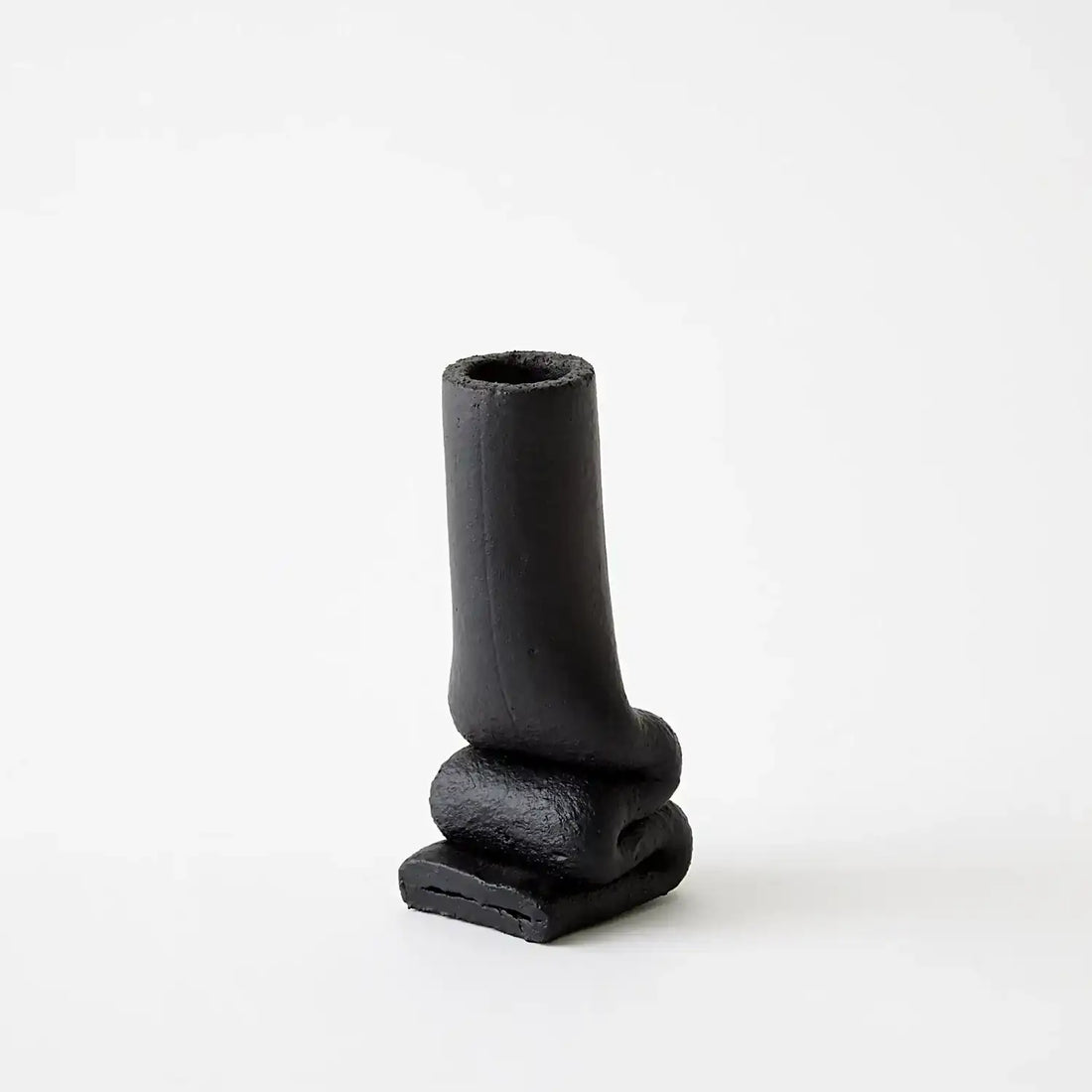GLOBAL VIEWS SQUOZE VASE - Decorative Accents