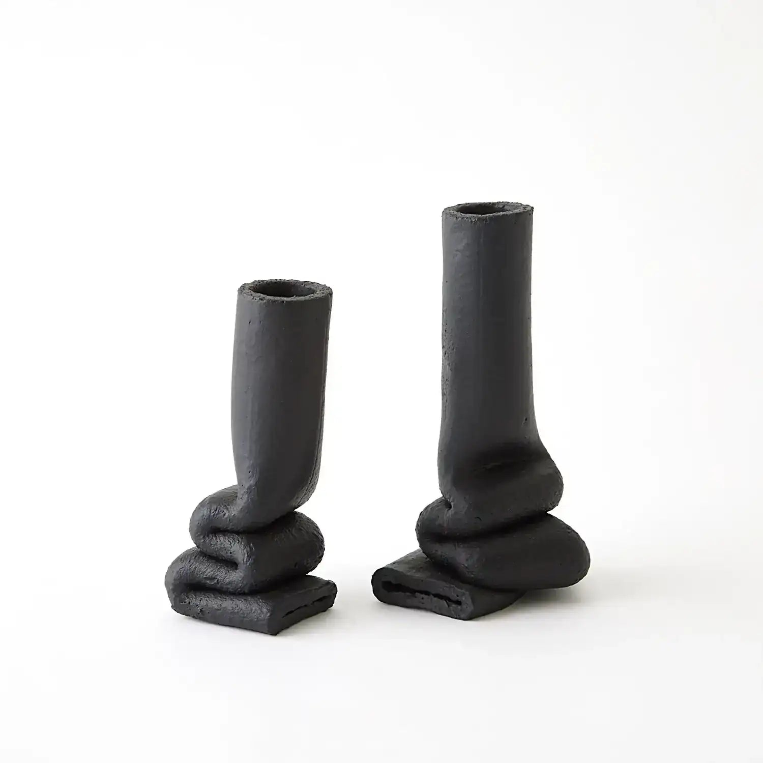 GLOBAL VIEWS SQUOZE VASE - Decorative Accents