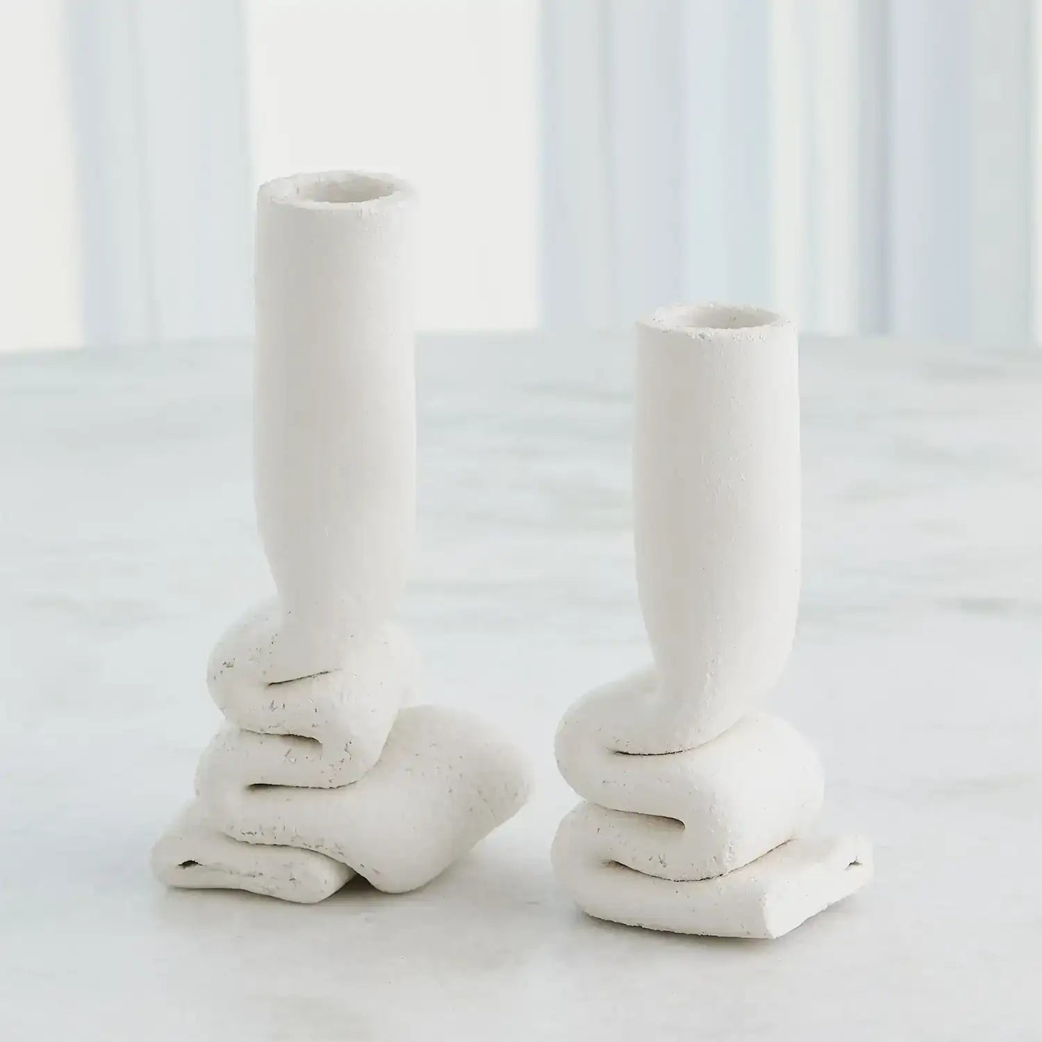 GLOBAL VIEWS SQUOZE VASE - Decorative Accents