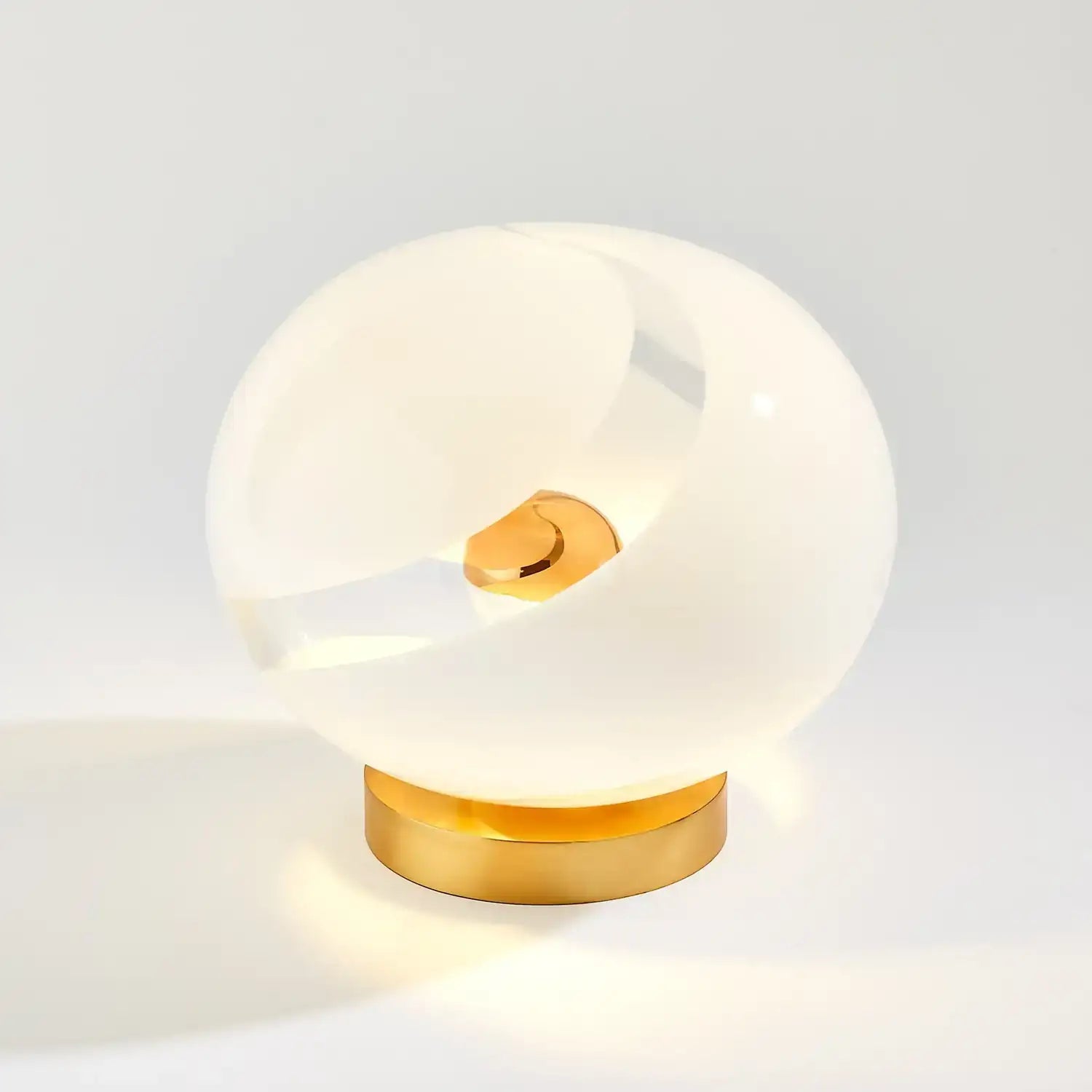 GLOBAL VIEWS DOMOS TABLE LAMP - Art