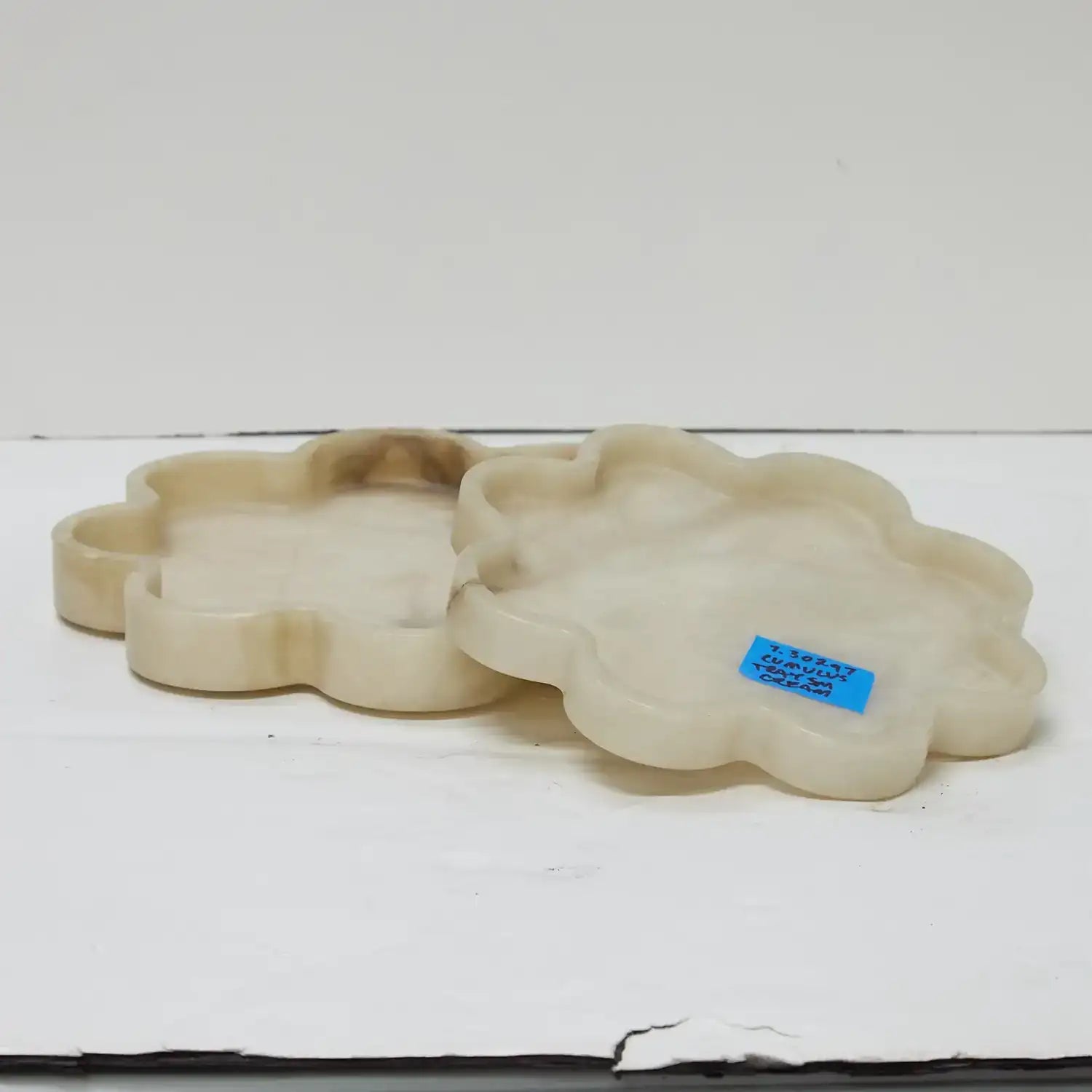 GLOBAL VIEWS CUMULUS ALABASTER TRAY - Decorative Accents