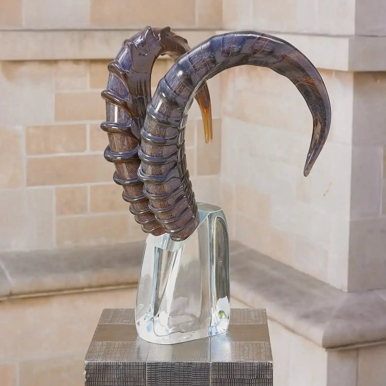 GLOBAL VIEWS KUDU HEAD SCULPTURE - Decorative Accents