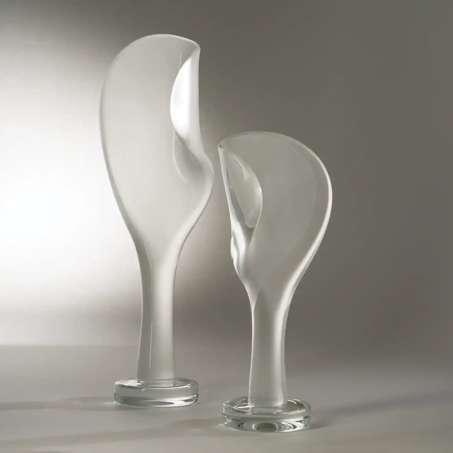GLOBAL VIEWS GLASS SCULPTURE - Decorative Accents